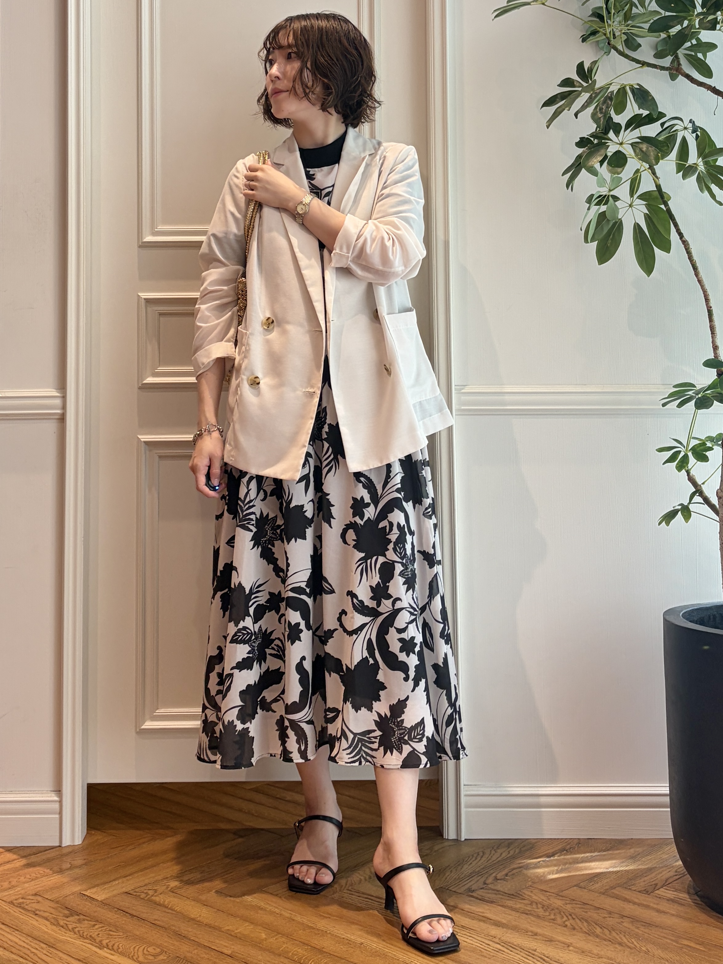 nakaoさんの「DRESSTERIOR｜【接触冷感/防シワ機能/ウォッシャブル】クールタッチ リネンブレンドシアージャケット」を使ったコーディネート