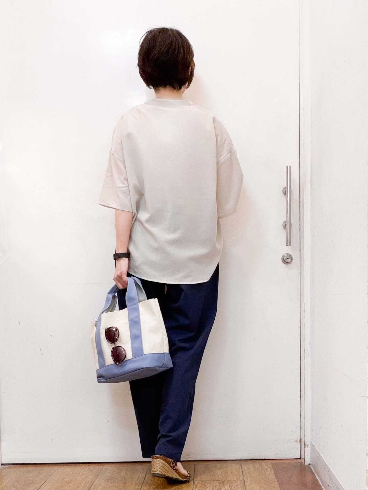 みぃさんの「SHOO･LA･RUE｜【洗濯機可/S-LL】大人の抜け感 ゆるっと5分袖シャツ」を使ったコーディネート