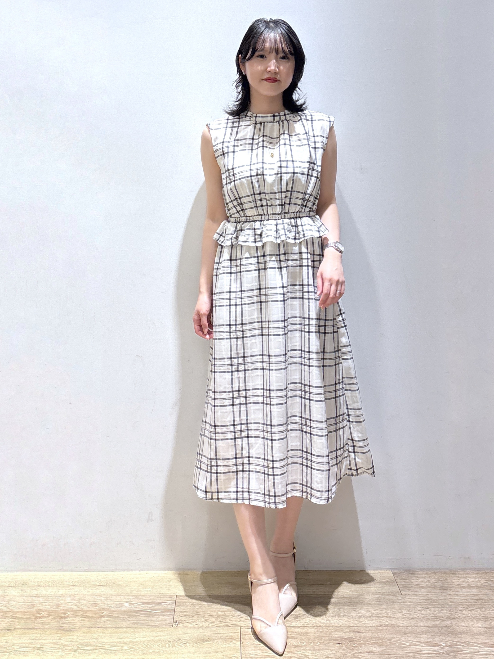 mizukiさんの「index｜【接触冷感】シアーショートトッパーカーディガン《洗濯機OK／抗ピル》」を使ったコーディネート