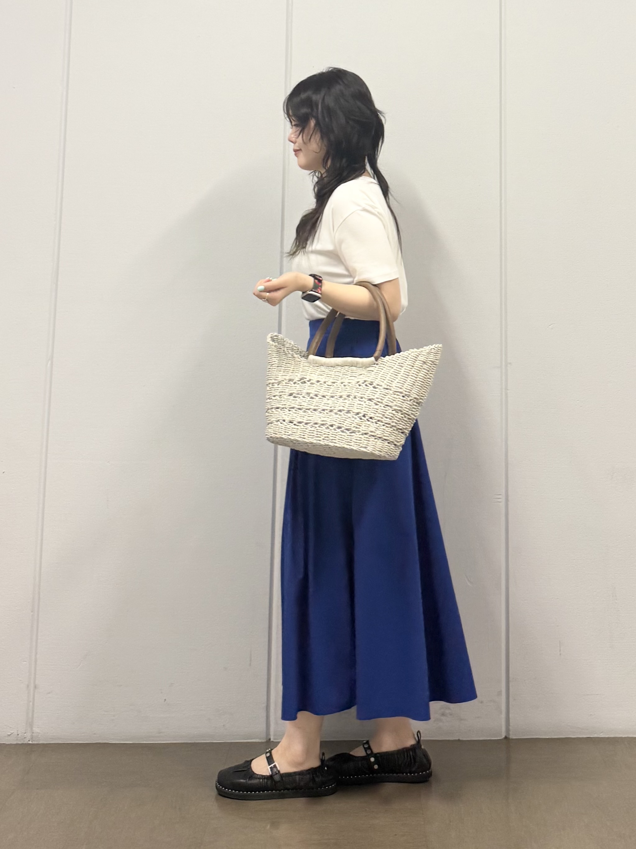 mizukiさんの「INDIVI｜【UVケア／選べるグラフィック】スムースジャージTシャツ」を使ったコーディネート