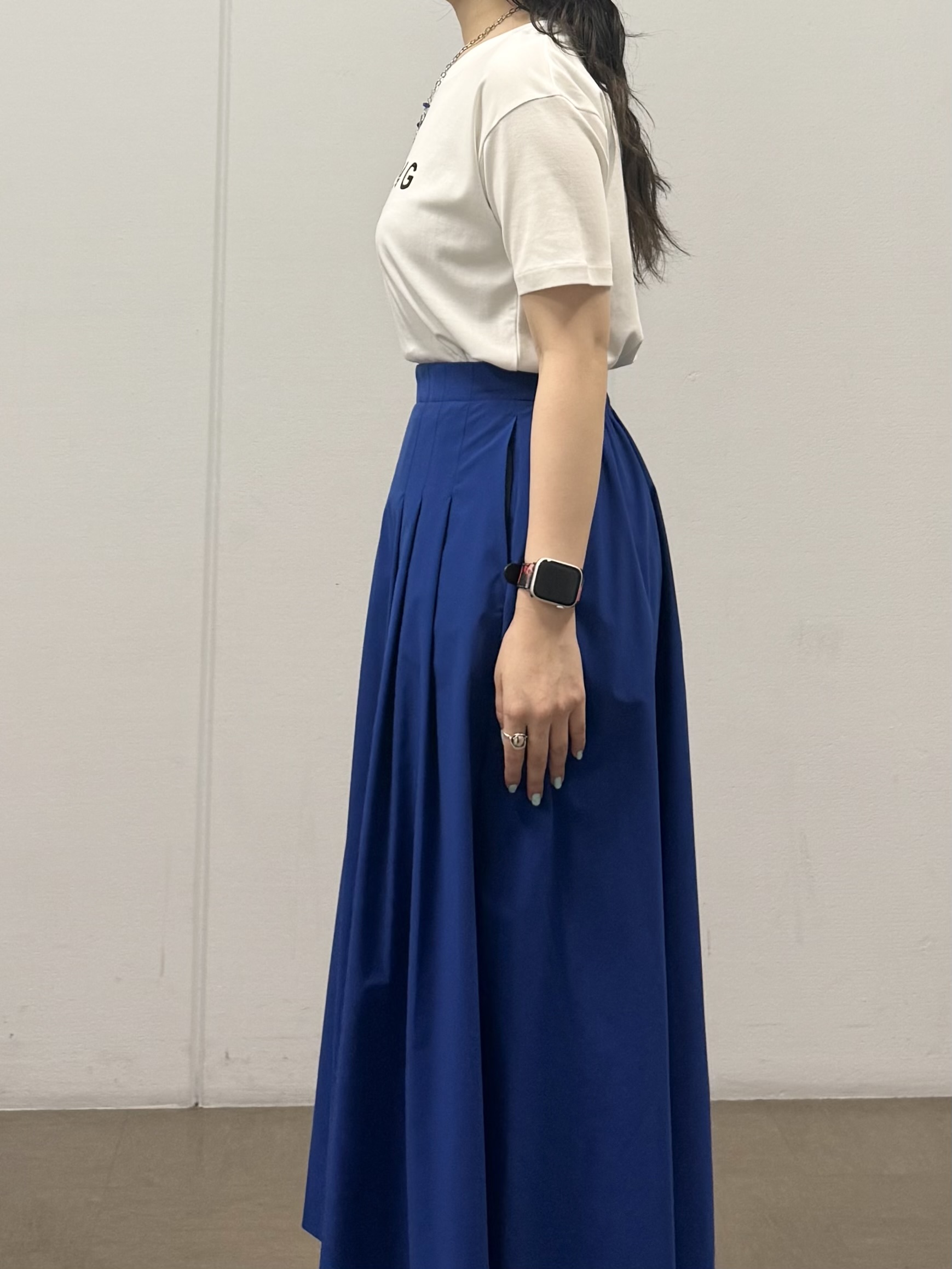 mizukiさんの「INDIVI｜【UVケア／選べるグラフィック】スムースジャージTシャツ」を使ったコーディネート