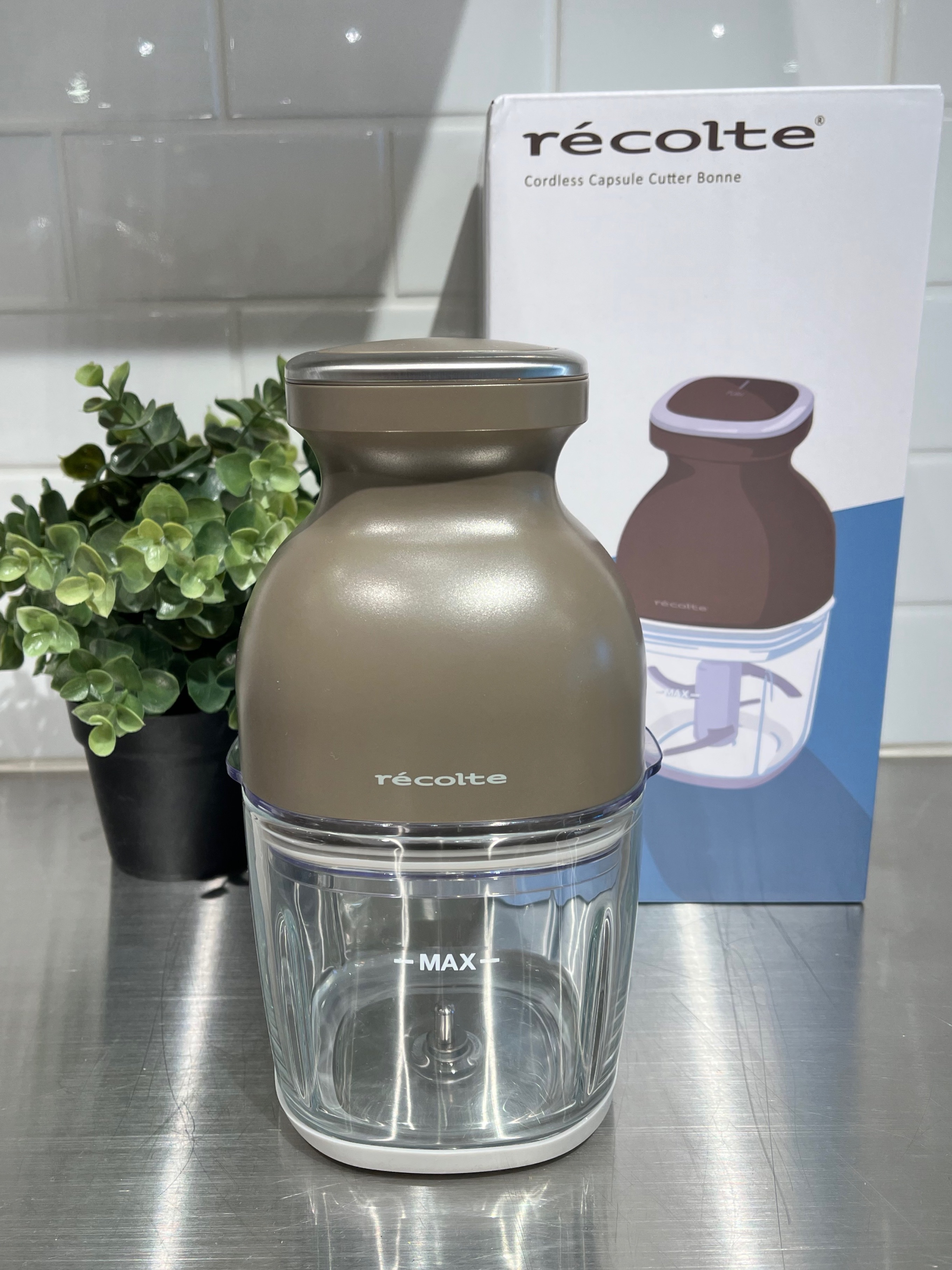 なかみーさんの「212 KITCHEN STORE｜◆コードレスカプセルカッターボンヌ　クリームホワイト ＜recolte レコルト＞」を使ったコーディネート