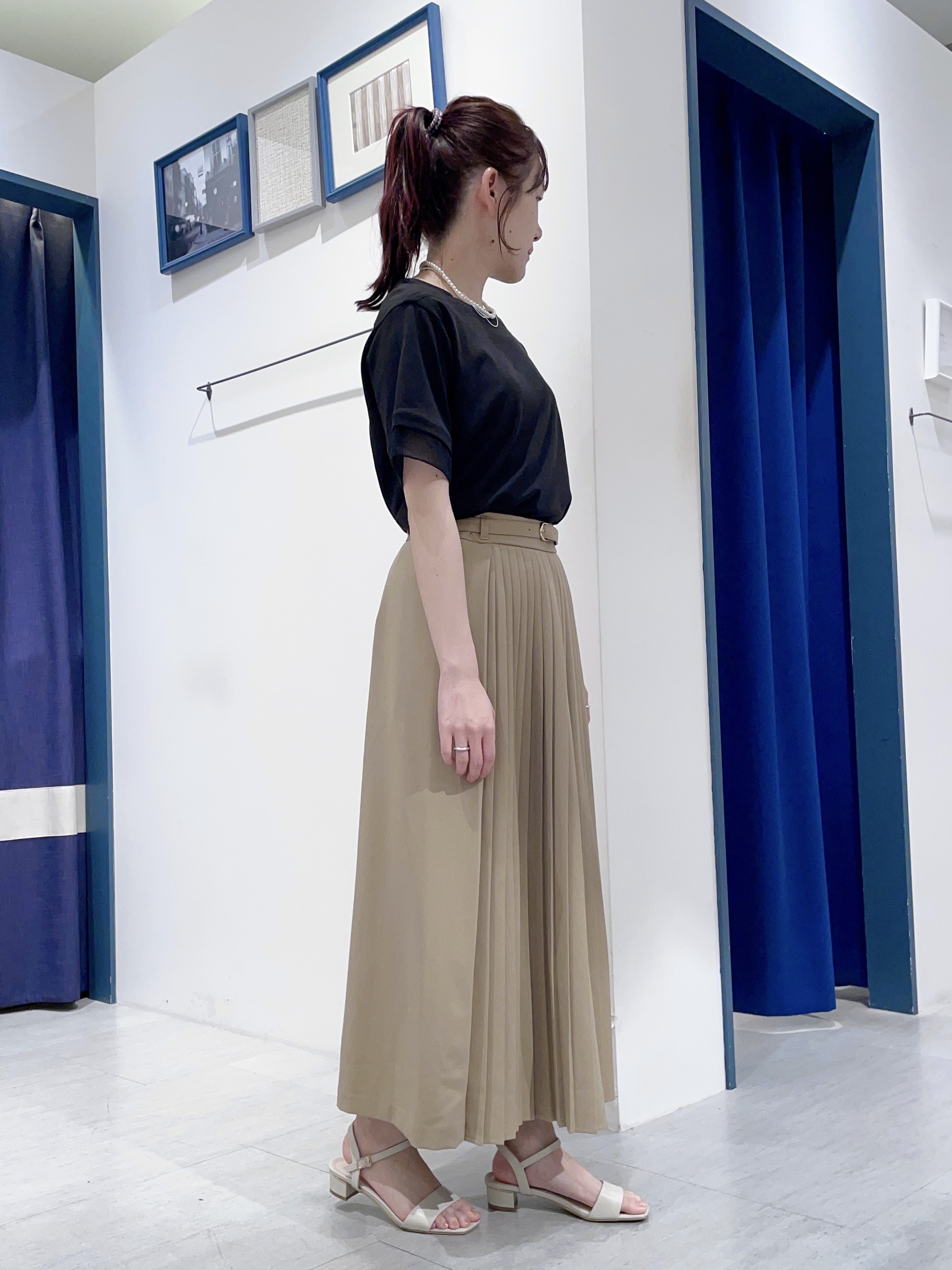 haruさんの「grove｜【二の腕カバー/UVカット・ひんやり】袖口シアースクエアネックTシャツ」を使ったコーディネート