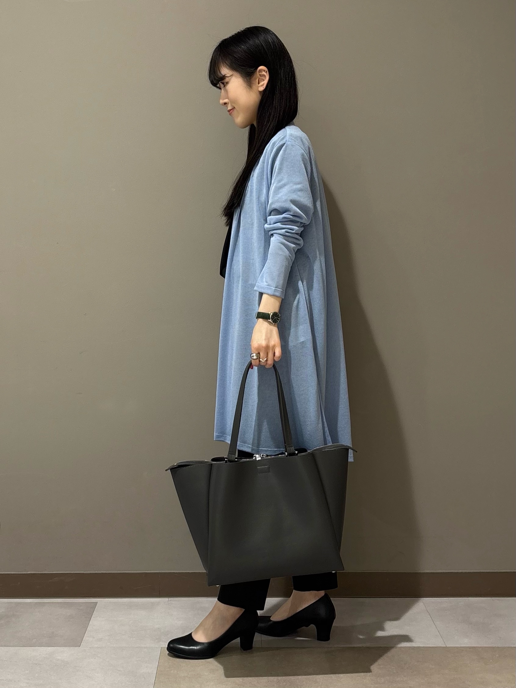 KEIKOさんの「INDIVI｜【洗える／アンサンブル可能】シアースストライプカーディガン」を使ったコーディネート