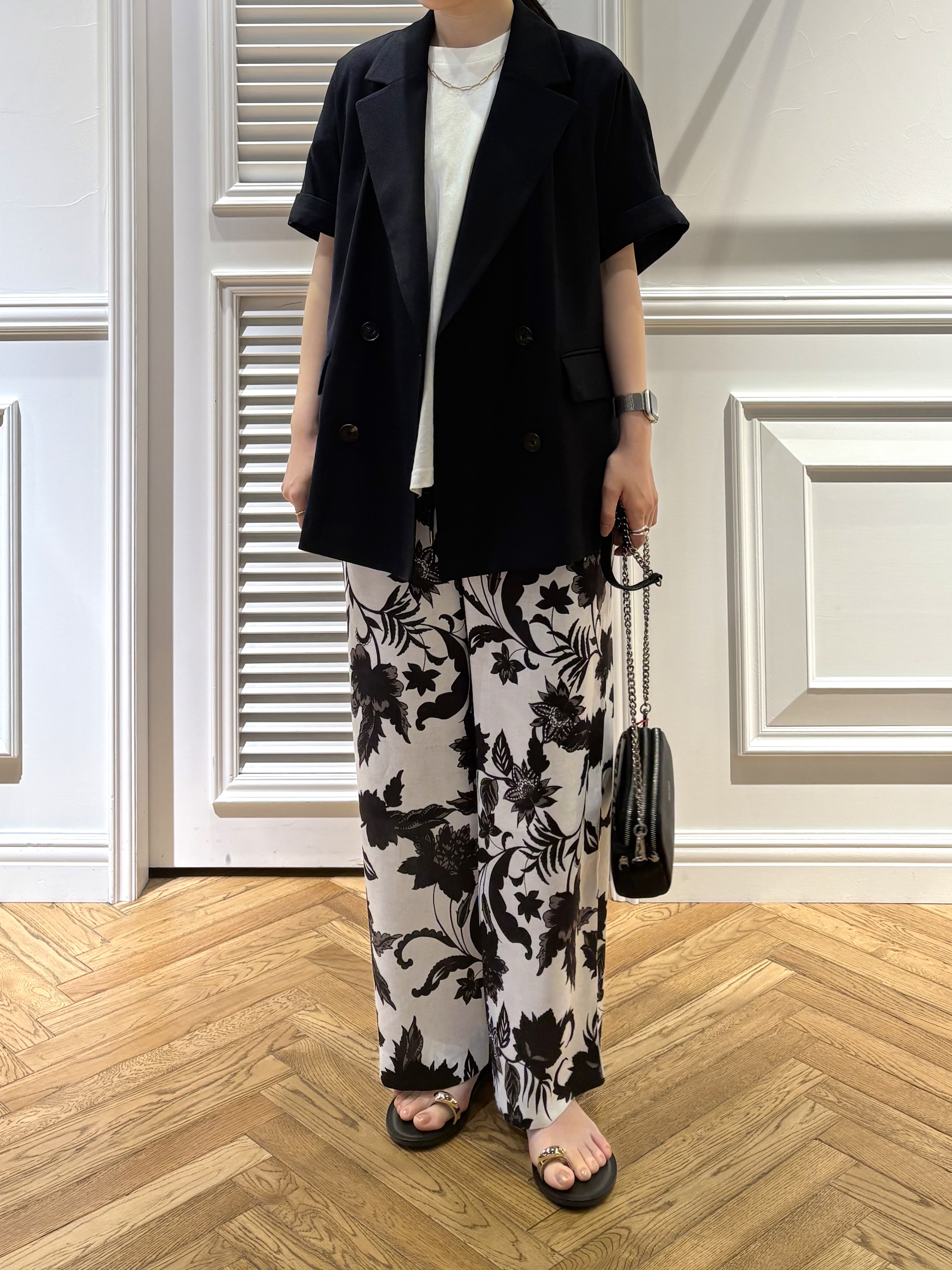 cocoさんの「DRESSTERIOR｜【接触冷感／抗菌防臭／消臭】アイスクリアコットンTシャツ」を使ったコーディネート