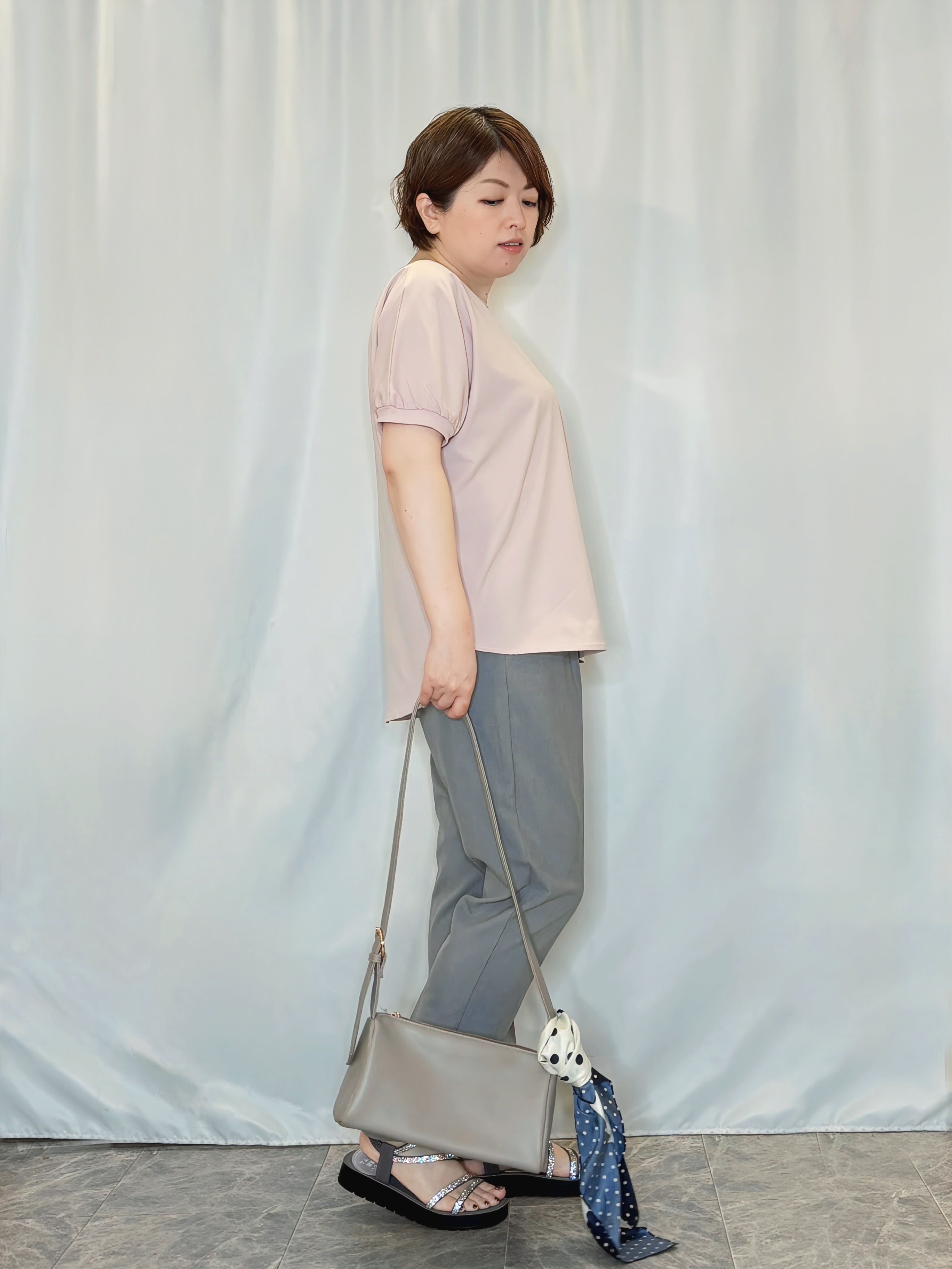たみさんの「SHOO･LA･RUE｜【ひんやり/洗濯後しわになりにくい】インせず着られる さらっとタッチのドルマンブラウス」を使ったコーディネート