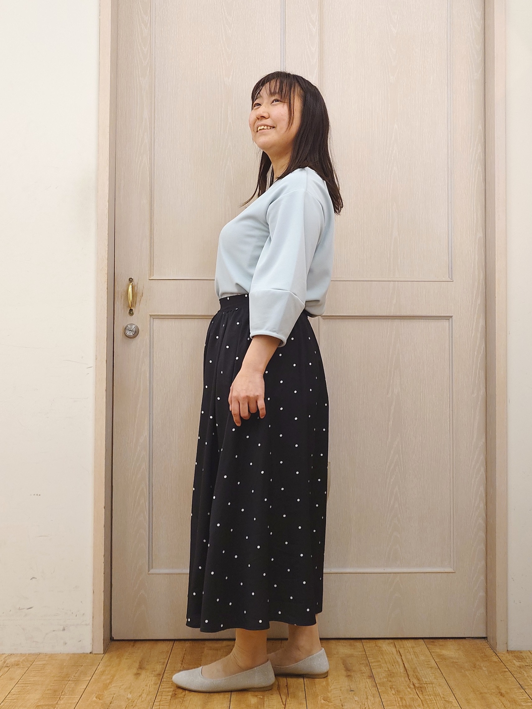 とろろさんの「SHOO･LA･RUE｜【2点セット/7分袖】ランタンスリーブで女性らしい インせず着られる ネックレス付きブラウス」を使ったコーディネート