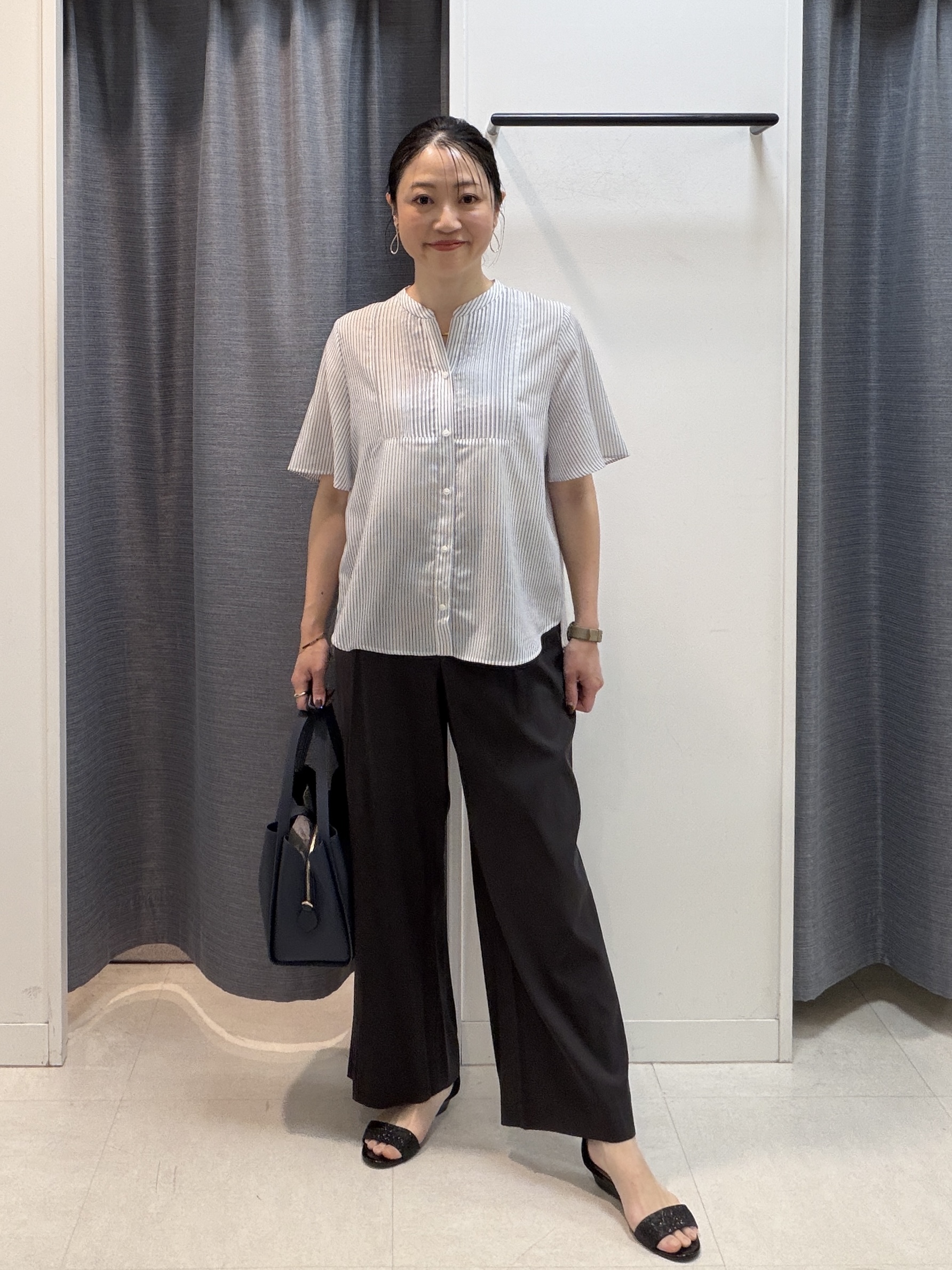 shihoさんの「INDIVI｜【合皮／ミドルサイズ】春カラーフォルムバッグ」を使ったコーディネート
