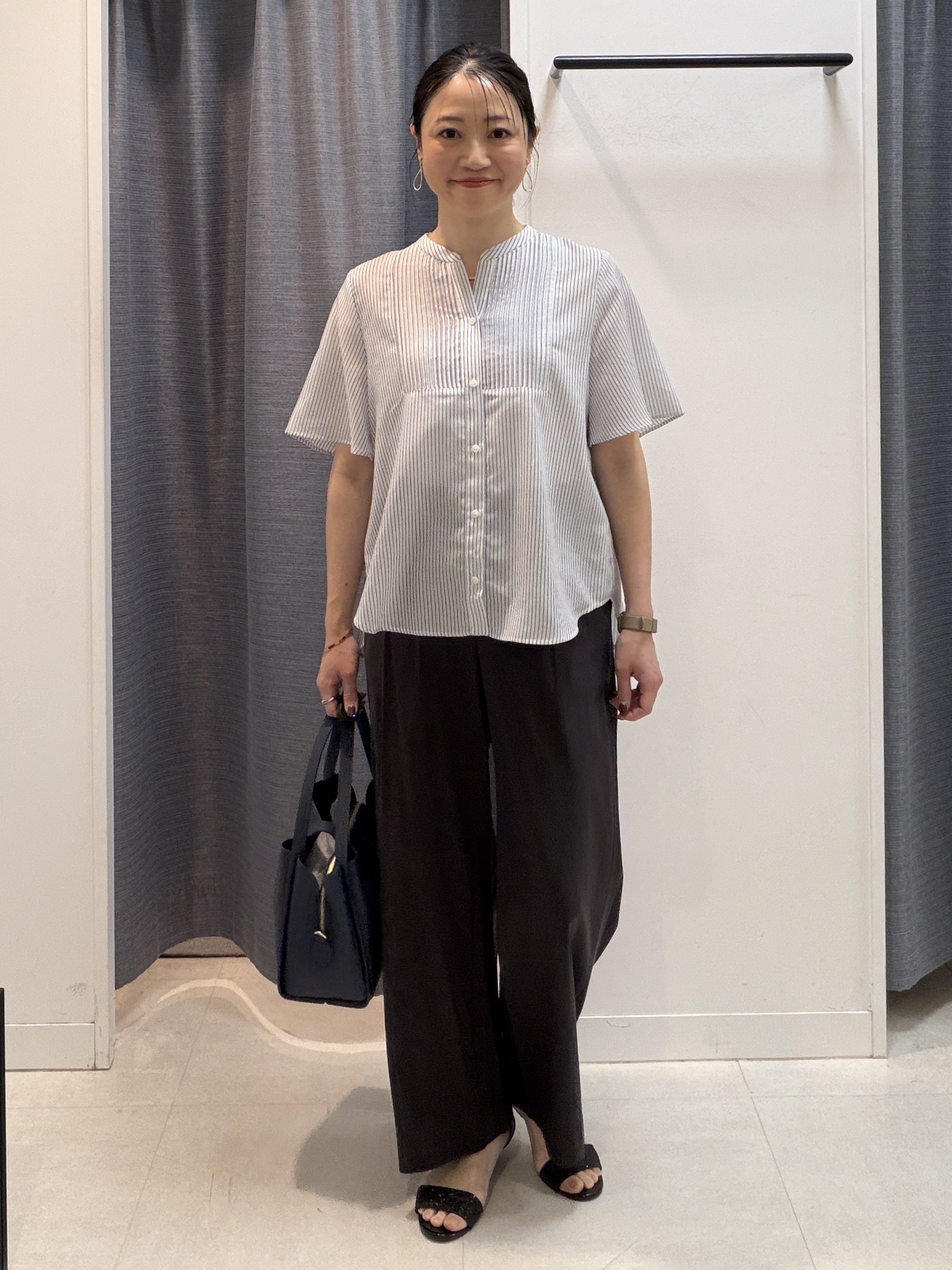 shihoさんの「INDIVI｜【合皮／ミドルサイズ】春カラーフォルムバッグ」を使ったコーディネート
