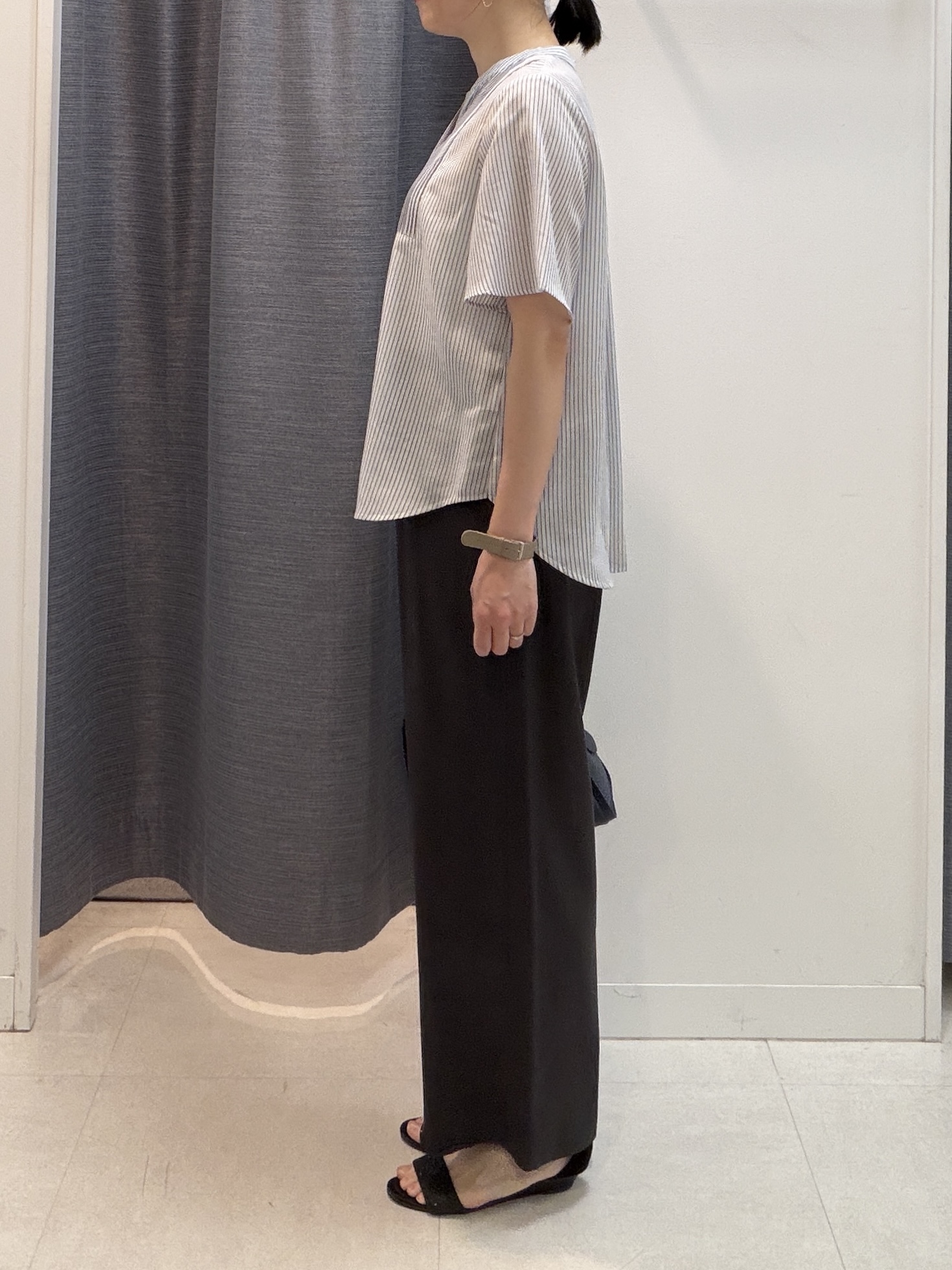 shihoさんの「INDIVI｜【合皮／ミドルサイズ】春カラーフォルムバッグ」を使ったコーディネート