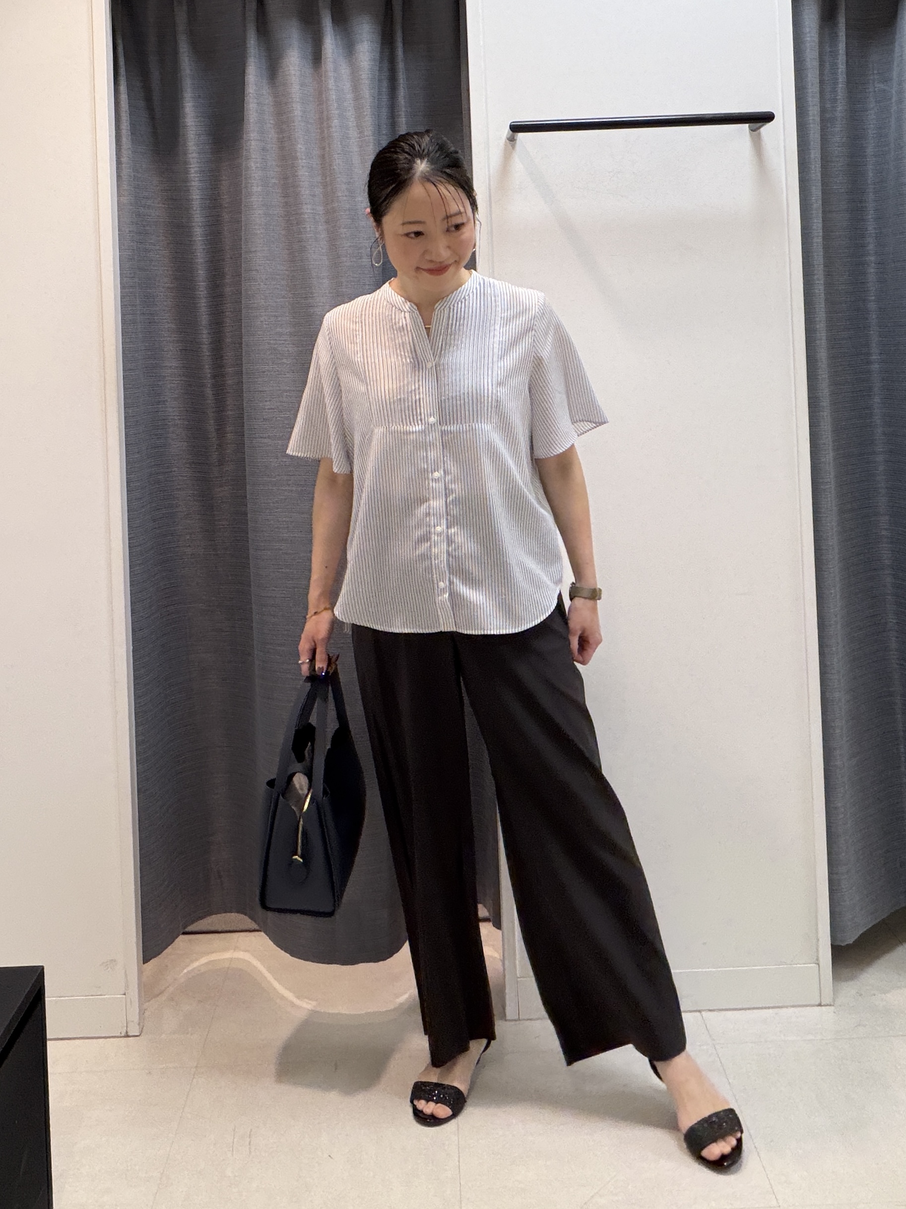 shihoさんの「INDIVI｜【合皮／ミドルサイズ】春カラーフォルムバッグ」を使ったコーディネート