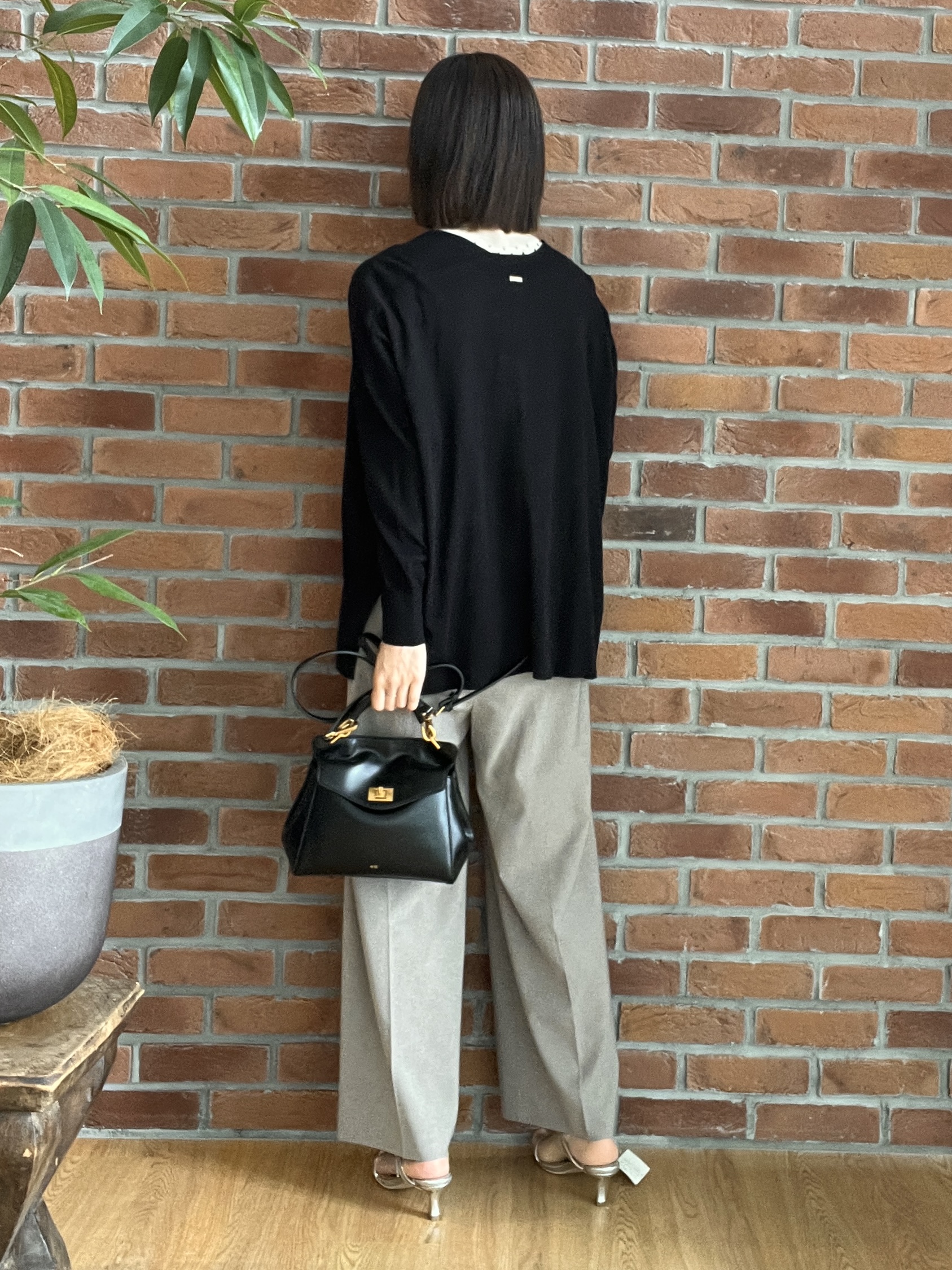 misaさんの「DRESSTERIOR｜【接触冷感/セットアップ可】２WAYストレッチ ワイドパンツ」を使ったコーディネート