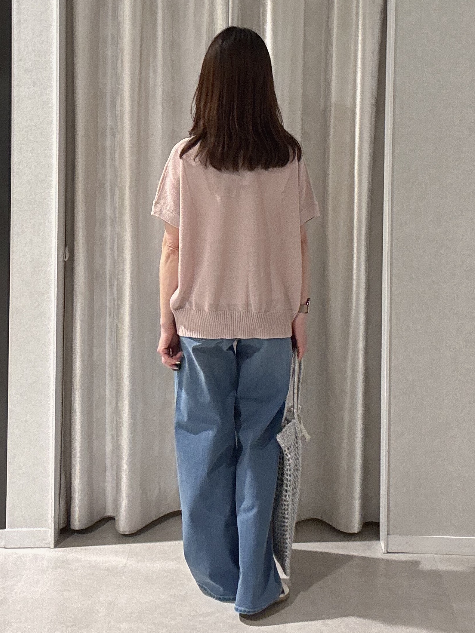 makiさんの「UNTITLED｜【洗える/清涼感】ドライタッチスリーブレスカーディガン」を使ったコーディネート
