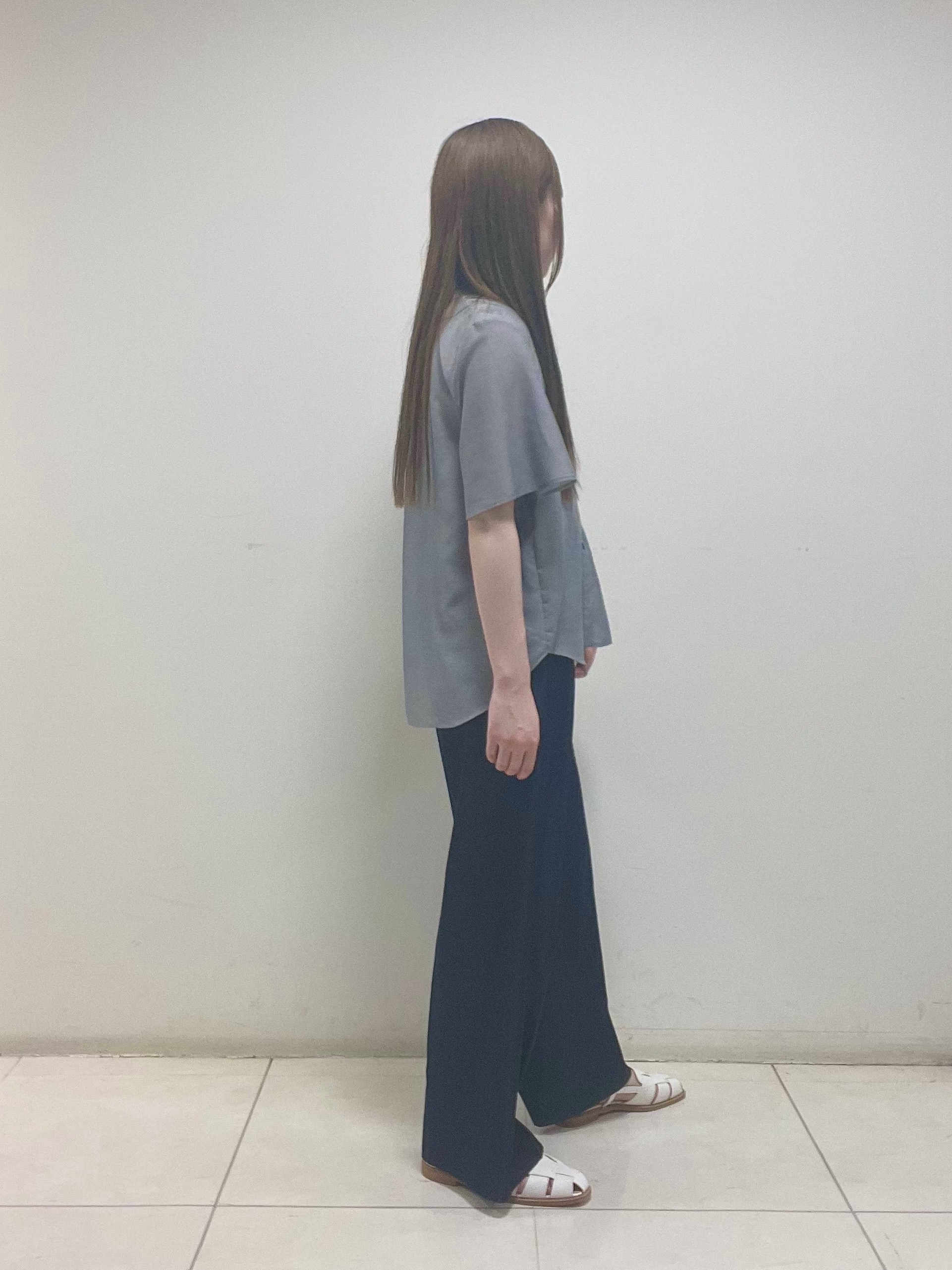 mさんの「INDIVI｜【接触冷感/洗える】シアーシャンブレーピンタックブラウス」を使ったコーディネート
