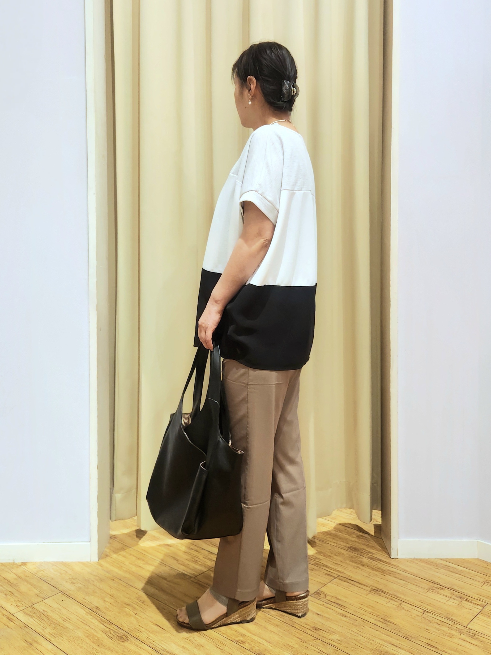 くまさんの「SHOO･LA･RUE｜【S-LL/洗濯機可/体型カバー】1枚で主役になる 3段切替 ドルマンＴシャツ」を使ったコーディネート