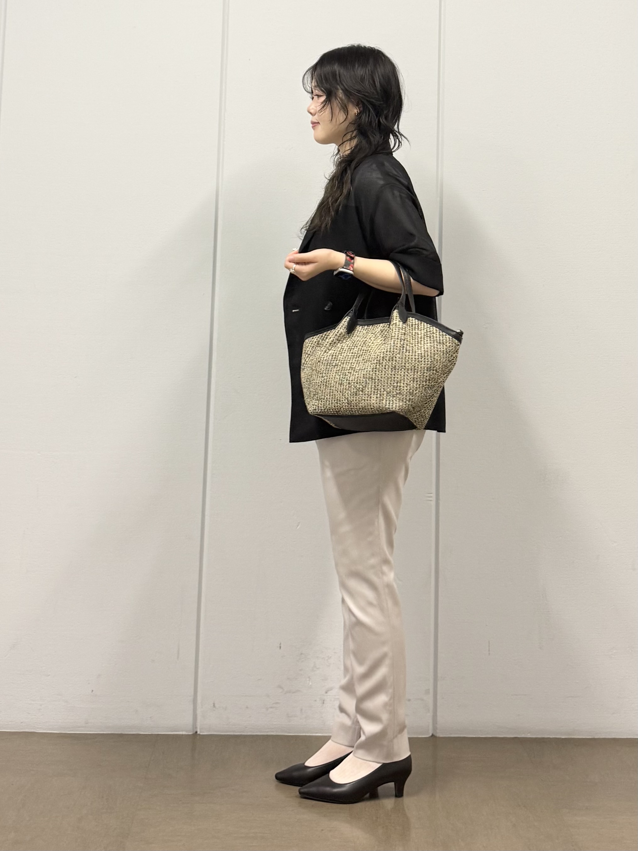 mizukiさんの「INDIVI｜【着る日傘／SETUP可能】ビスチェレイヤード風トップス」を使ったコーディネート