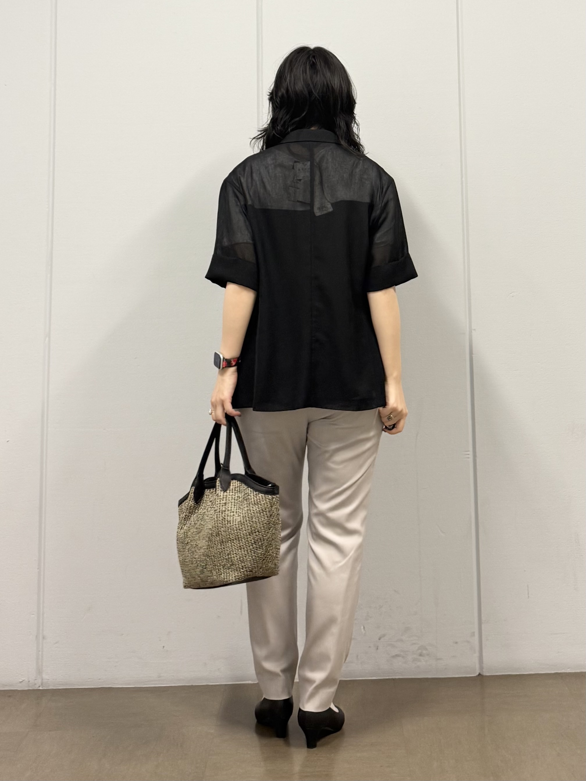 mizukiさんの「INDIVI｜【着る日傘／SETUP可能】ビスチェレイヤード風トップス」を使ったコーディネート