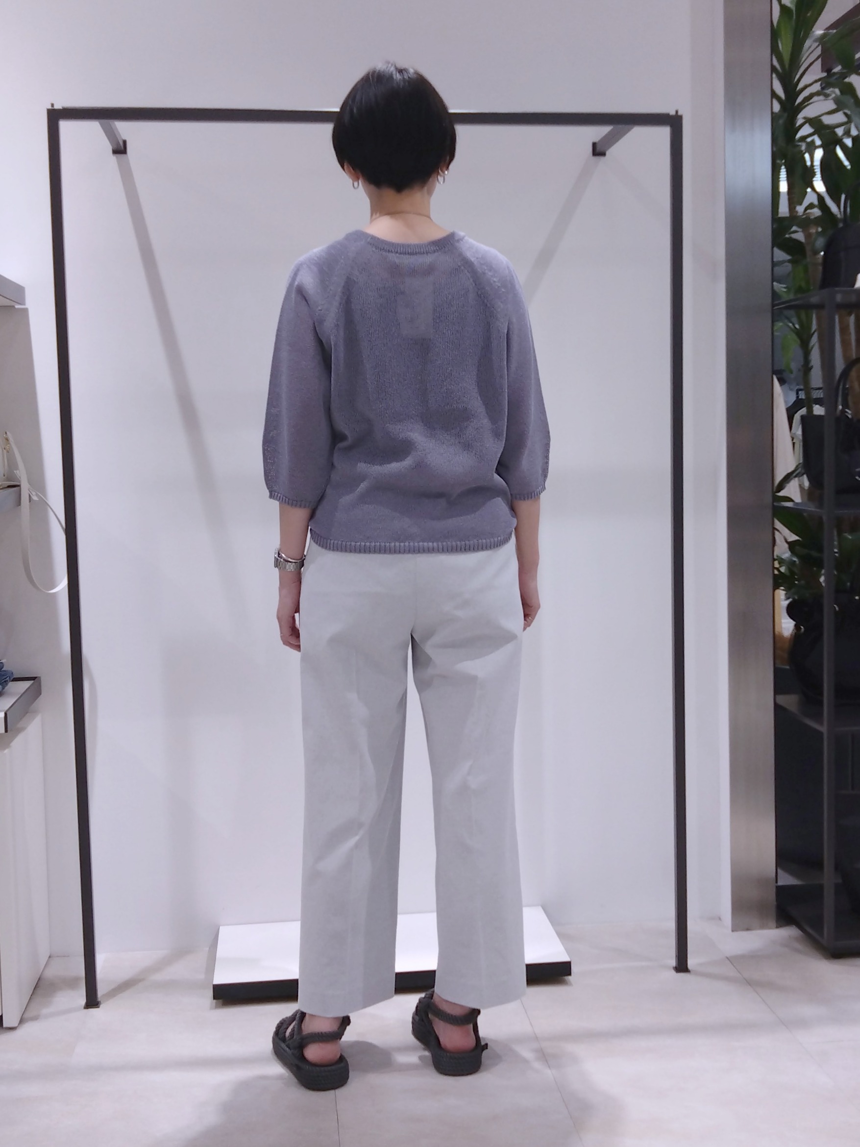 まちこさんの「UNTITLED｜【洗える/ゆったり】クルーネックドライニット」を使ったコーディネート