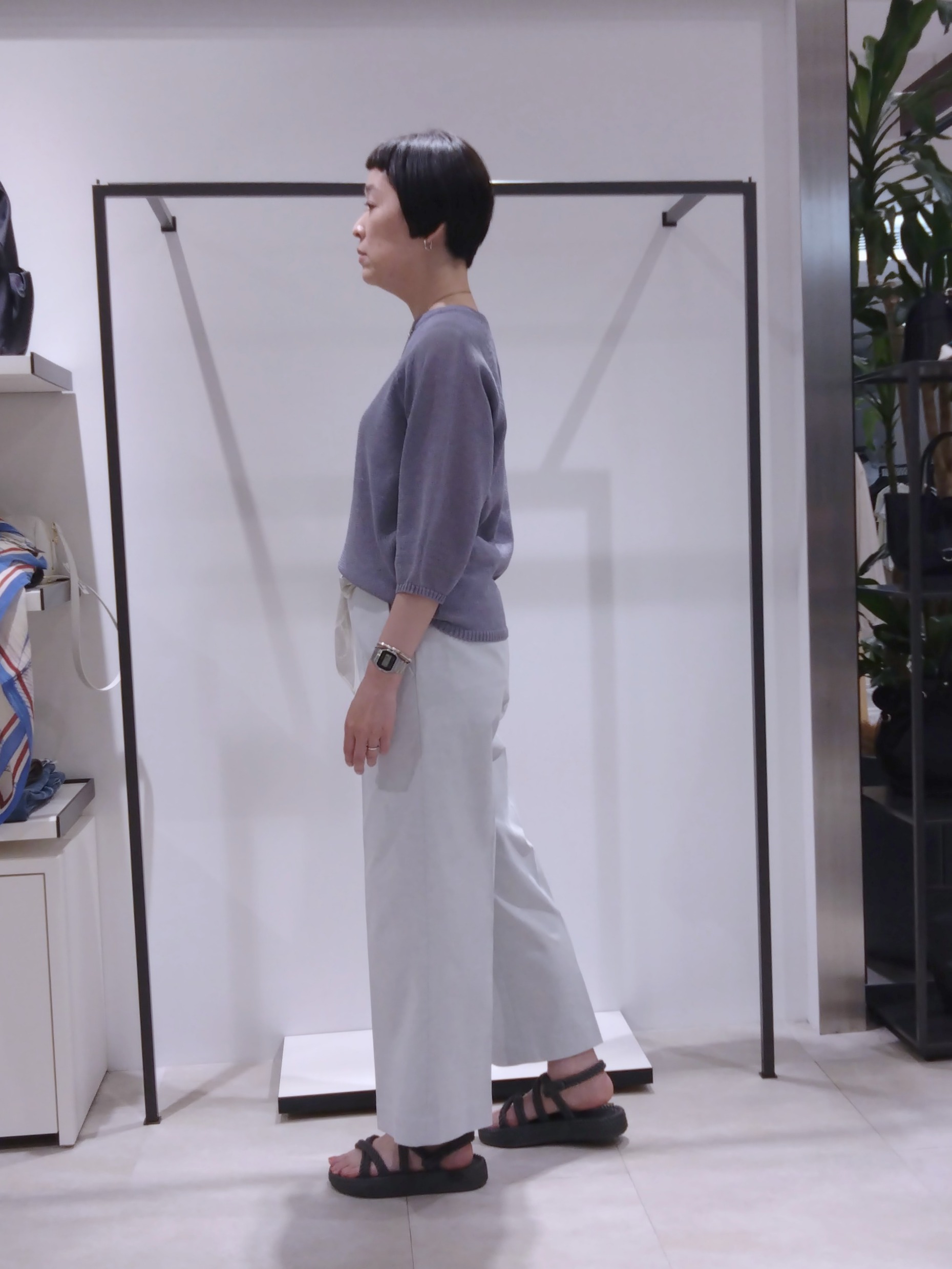 まちこさんの「UNTITLED｜【洗える/ゆったり】クルーネックドライニット」を使ったコーディネート
