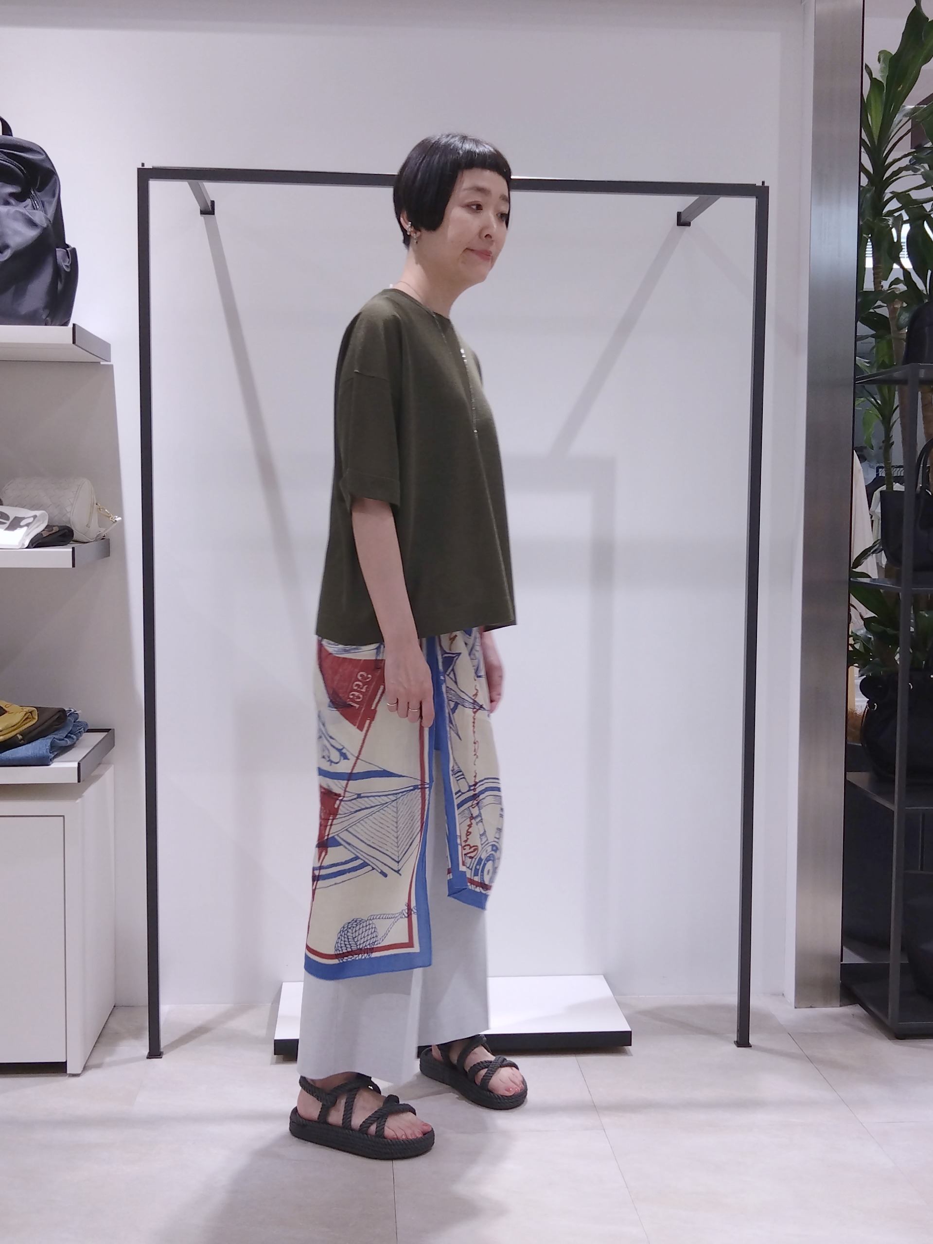 まちこさんの「UNTITLED｜【アンサンブル可/Tシャツ風/ゆったり】リラックスニットトップス」を使ったコーディネート