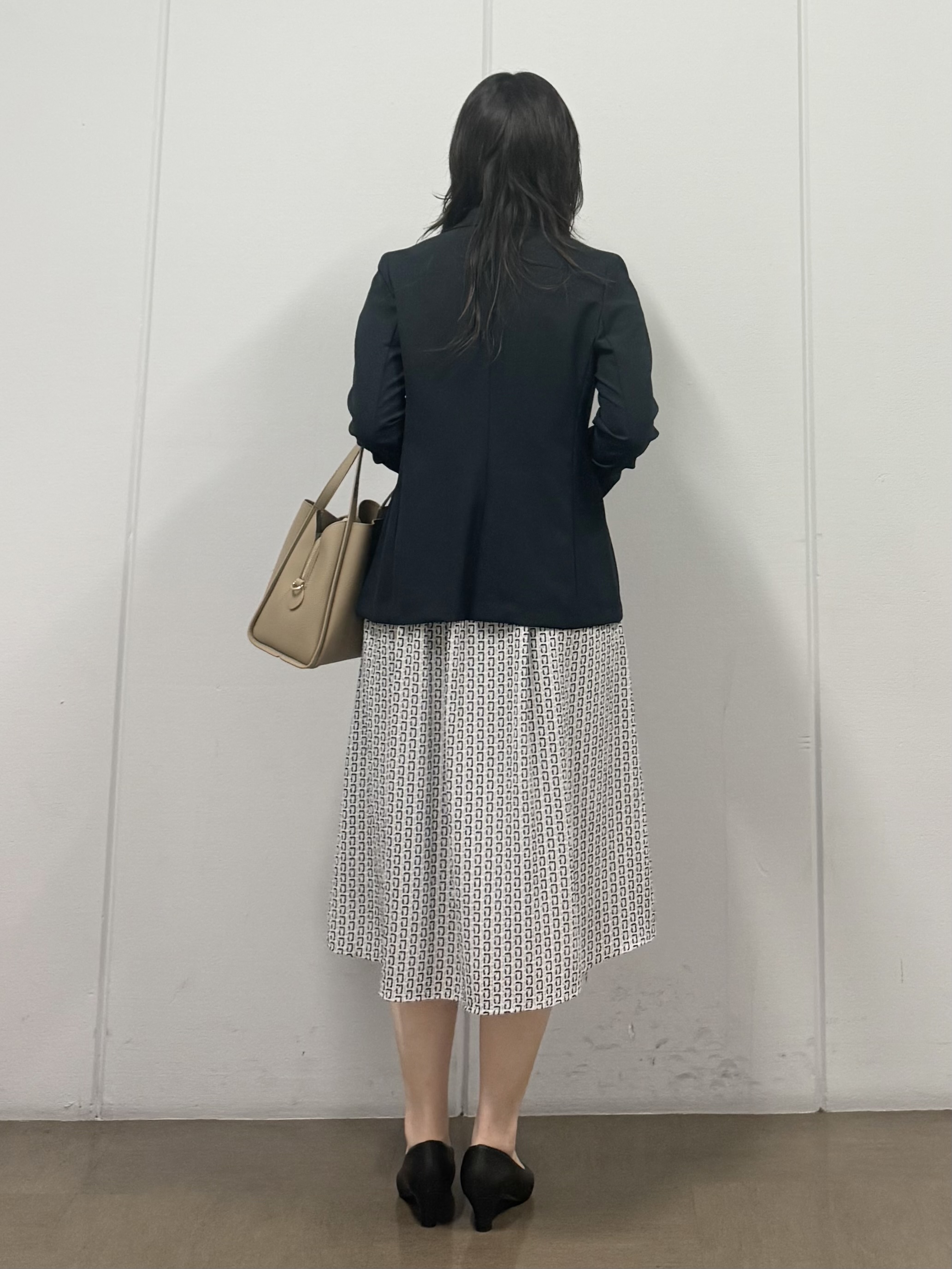 mizukiさんの「INDIVI｜【定番スーツ／UVケア／洗える】ウール調テーラードジャケット」を使ったコーディネート