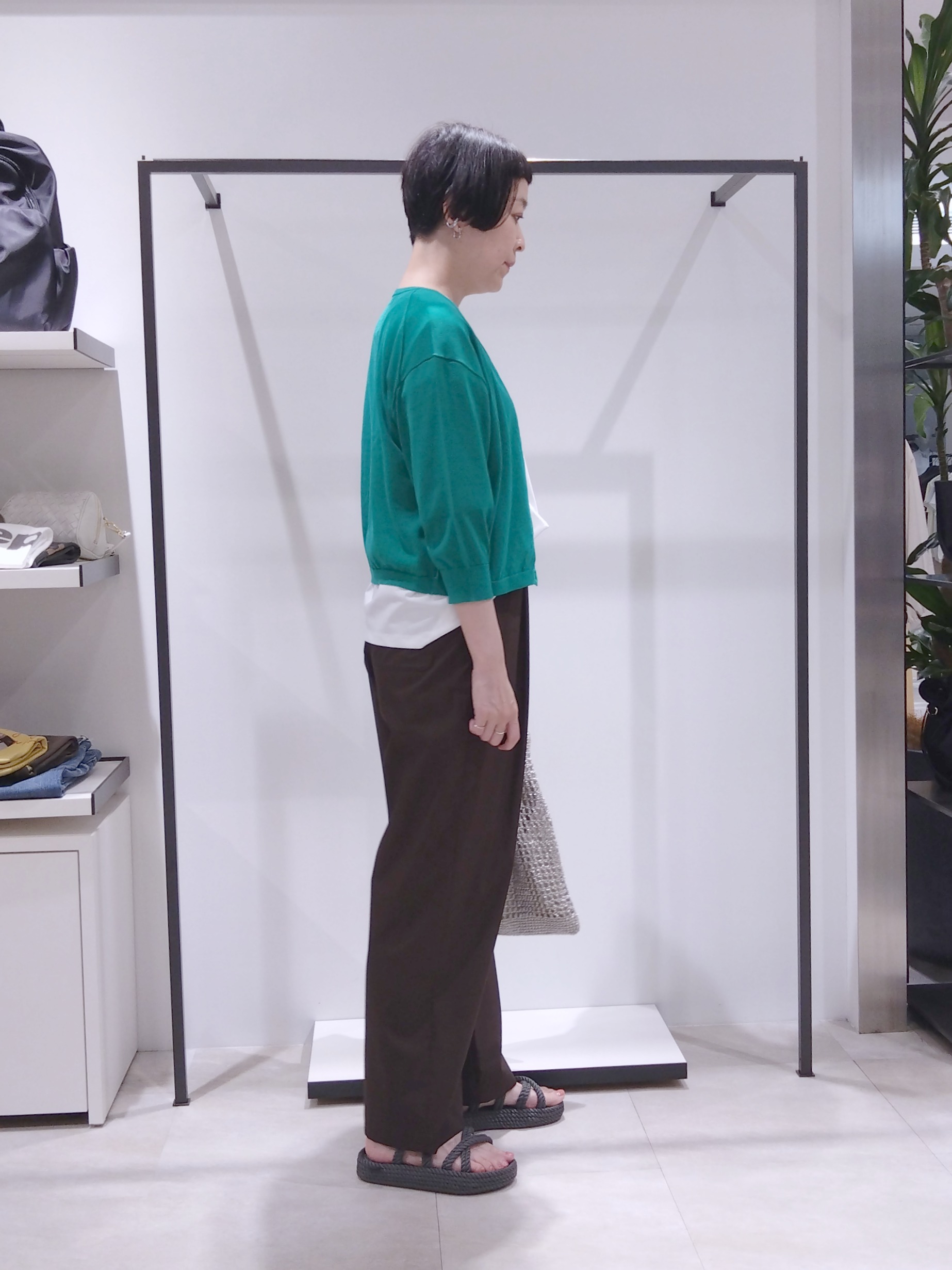 まちこさんの「UNTITLED｜【ウエストゴム】タフタワイドパンツ」を使ったコーディネート