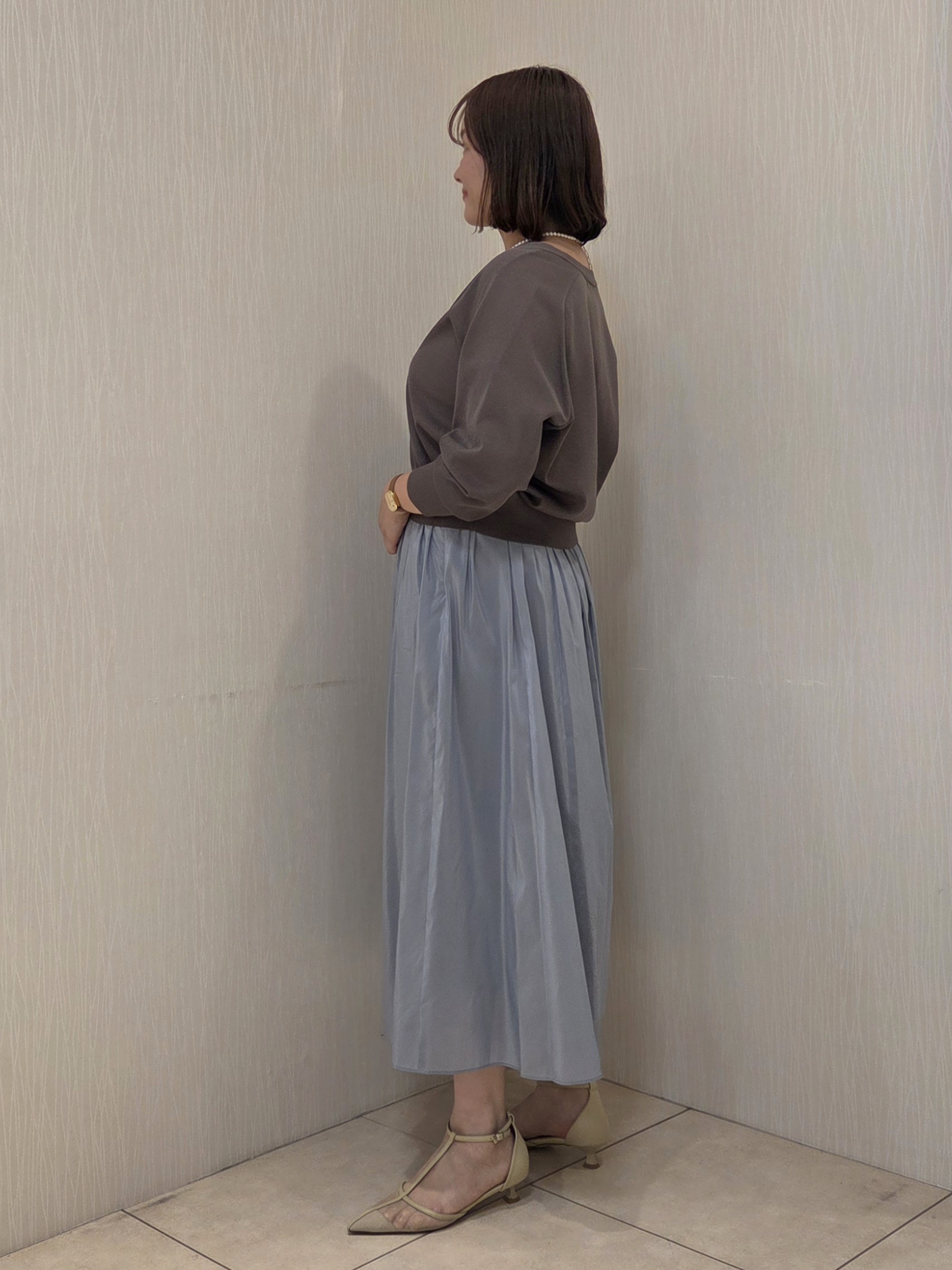 naokoさんの「UNTITLED｜【アンサンブル可/日除け・冷房対策】シアーレーヨンZIPカーディガン」を使ったコーディネート