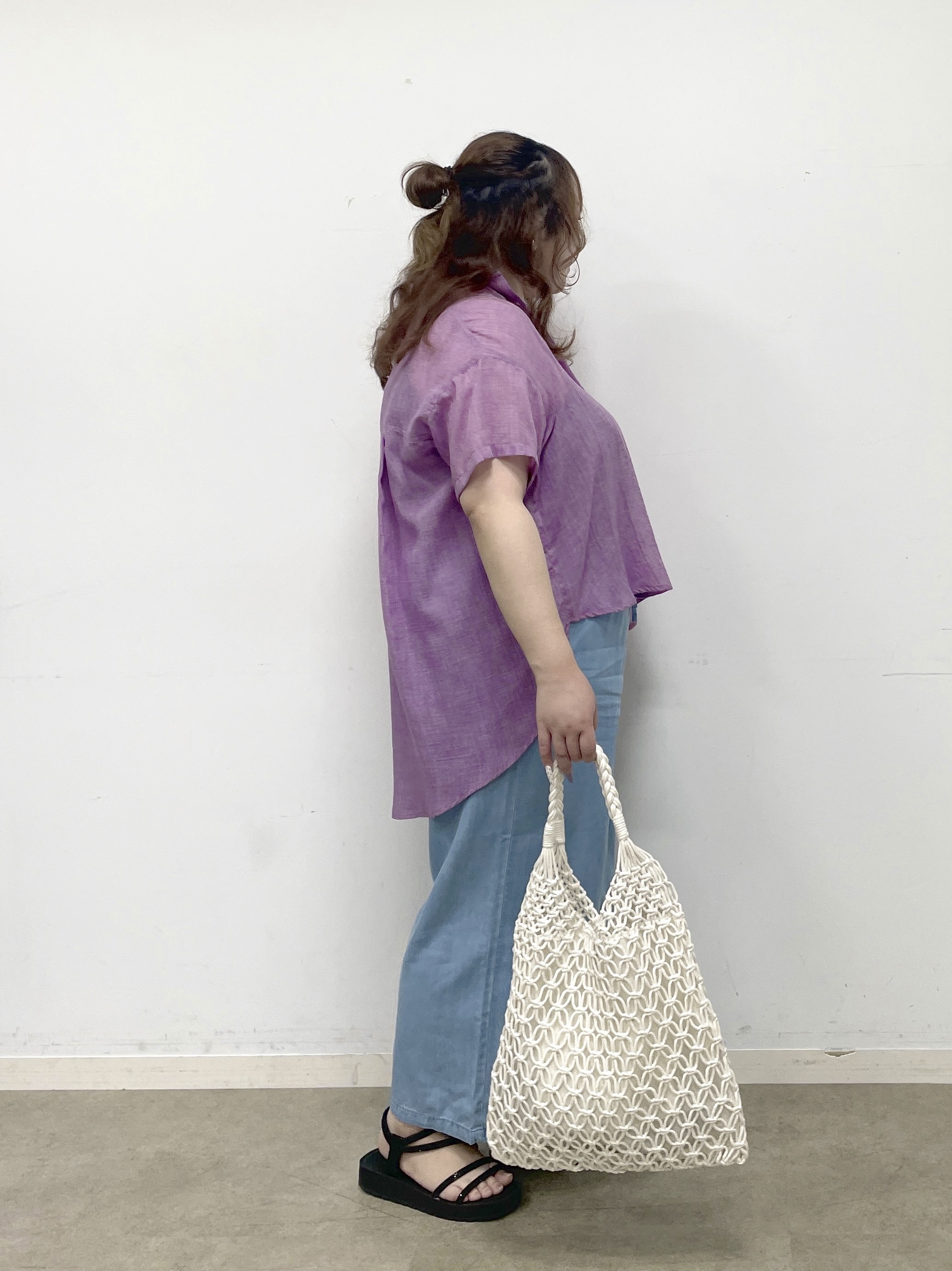 Risaさんの「SHOO･LA･RUE｜ヒップがすっぽり隠れる やわらか5分袖シアーシャツ」を使ったコーディネート
