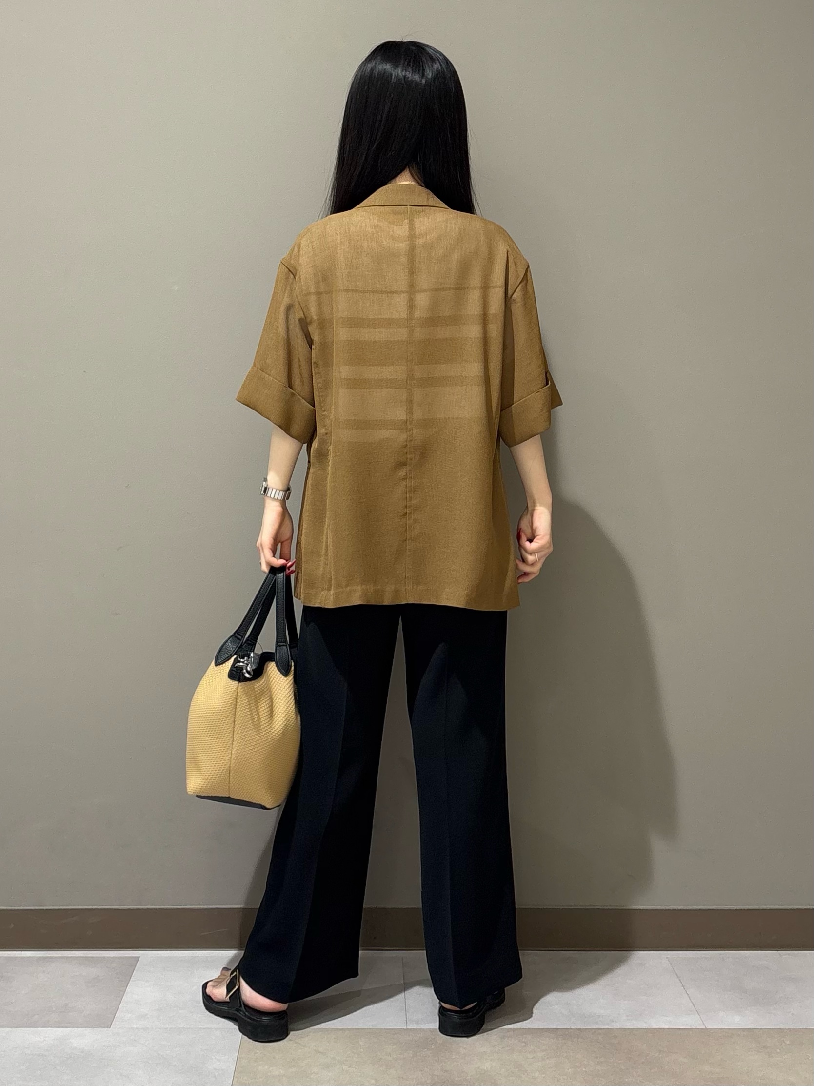 KEIKOさんの「INDIVI｜【洗える／メッシュ素材／SETUP可能】半袖シアージャケット」を使ったコーディネート