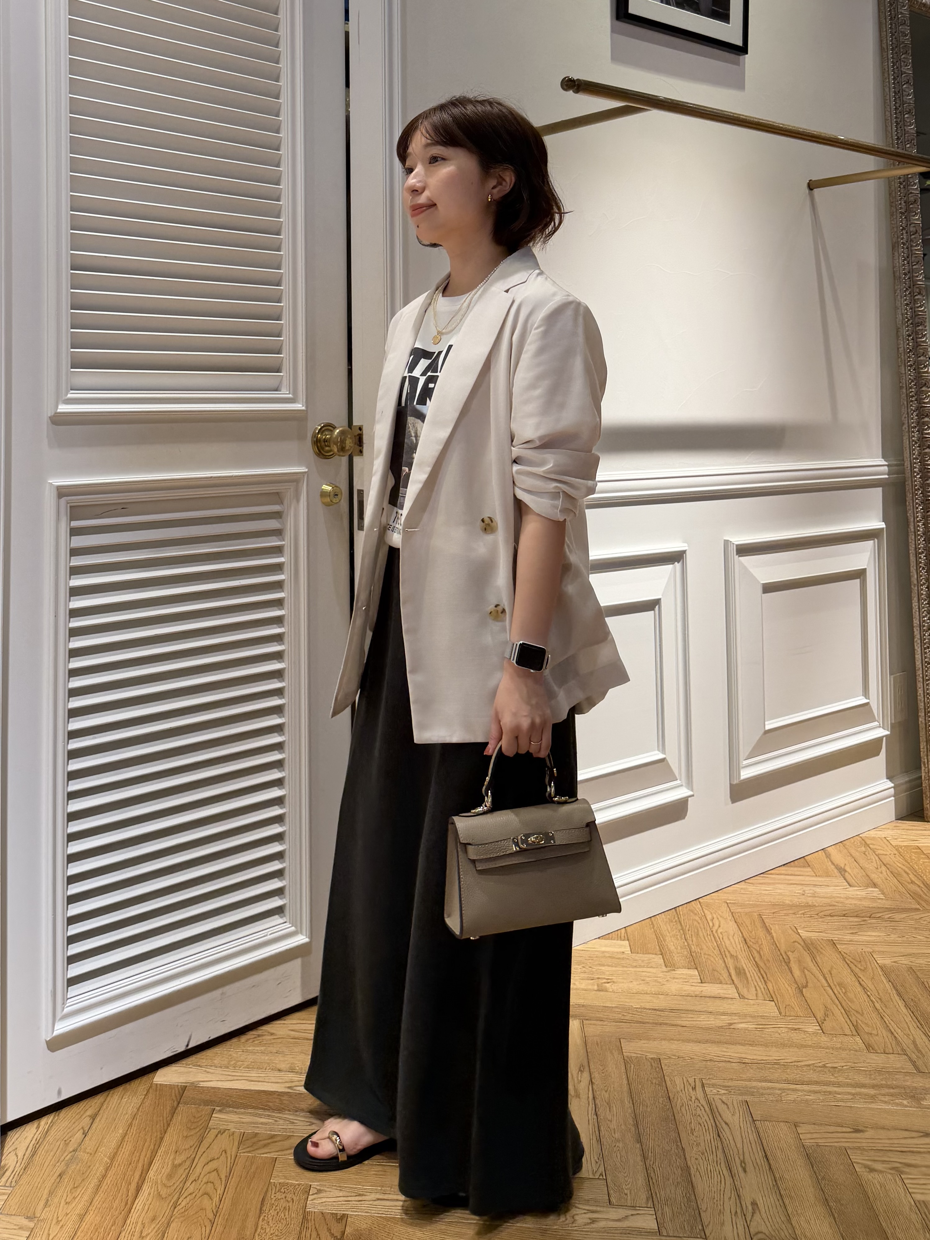 つじ まこさんの「DRESSTERIOR｜【接触冷感】STAR WARS カプセルグローグTシャツ」を使ったコーディネート