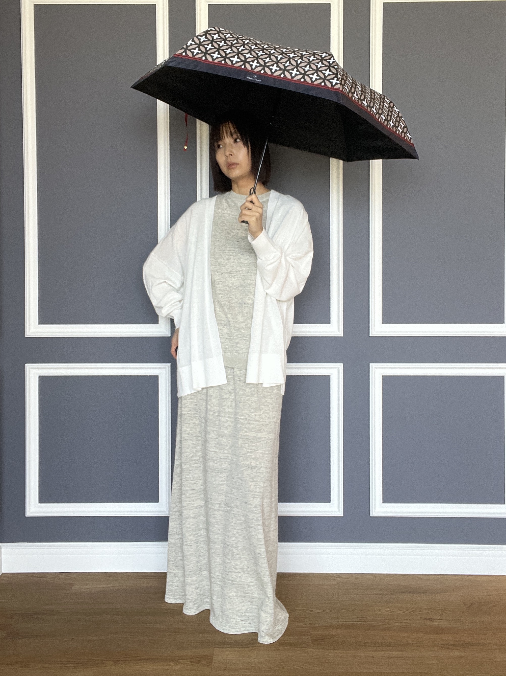 misaさんの「DRESSTERIOR｜【晴雨兼用/UVカット】オーバーラップサークル 折りたたみ傘」を使ったコーディネート