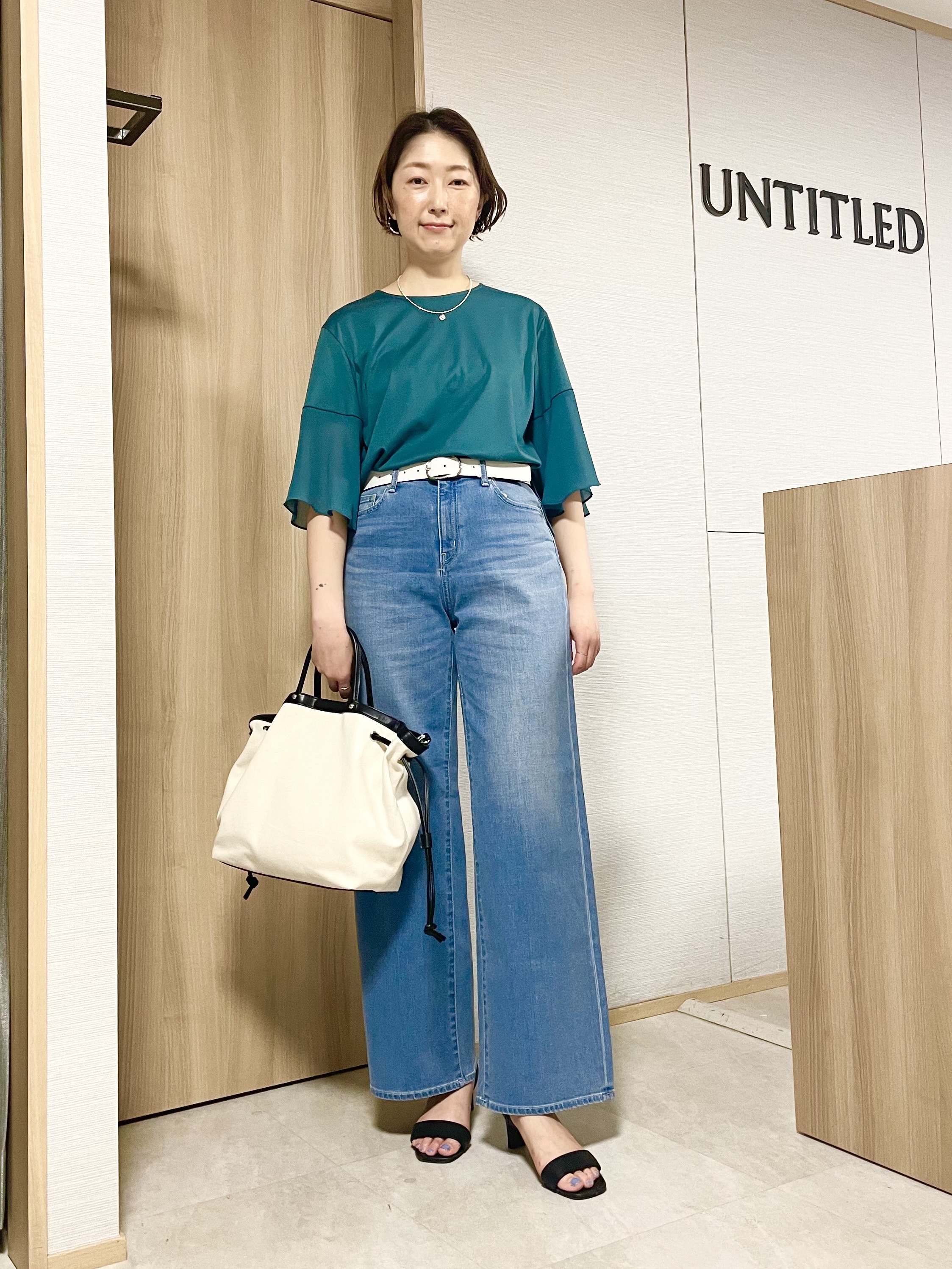 aliceさんの「UNTITLED｜【洗える/華奢見え】袖シアープルオーバー」を使ったコーディネート