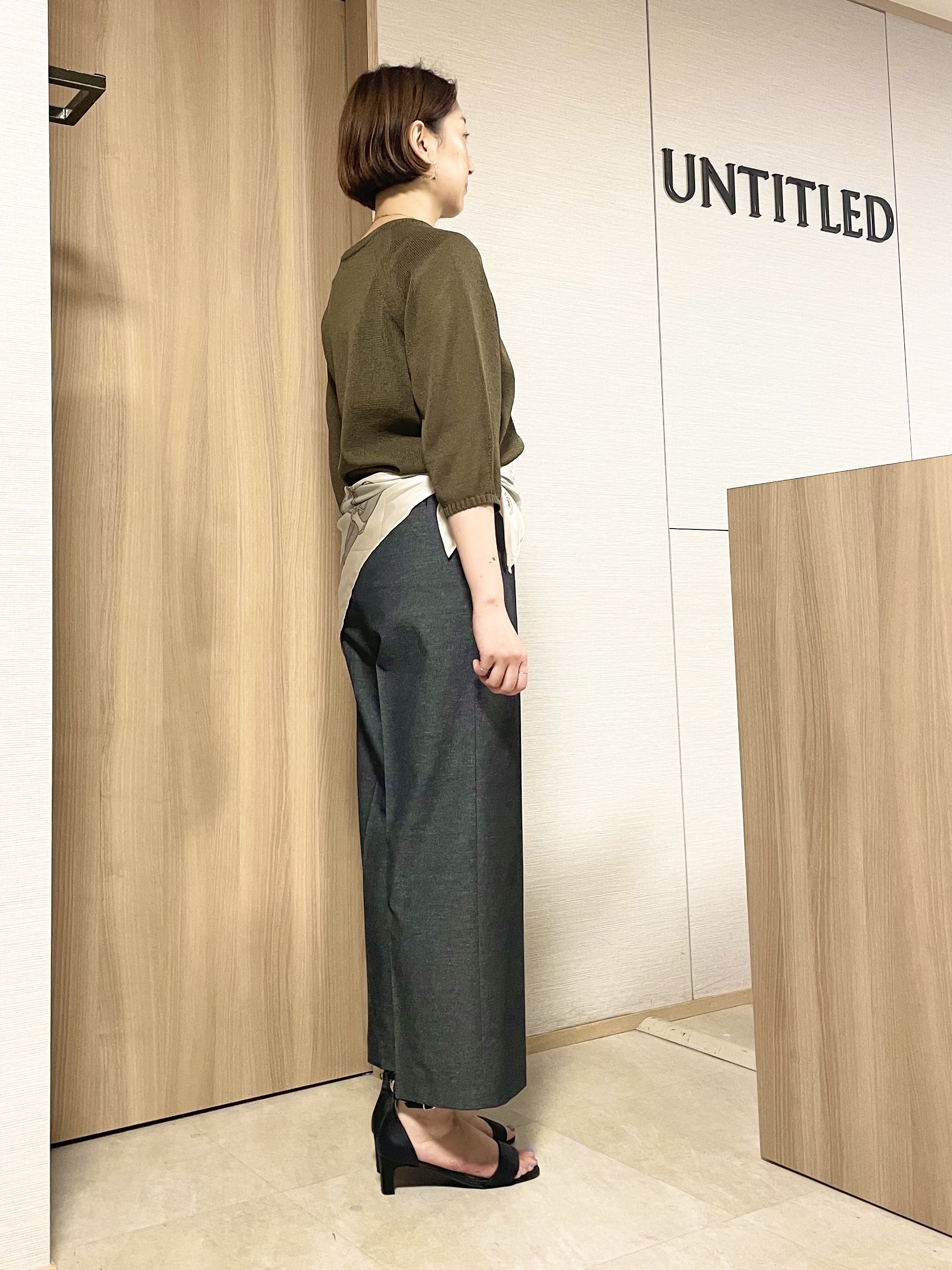 aliceさんの「UNTITLED｜【洗える/ゆったり】クルーネックドライニット」を使ったコーディネート