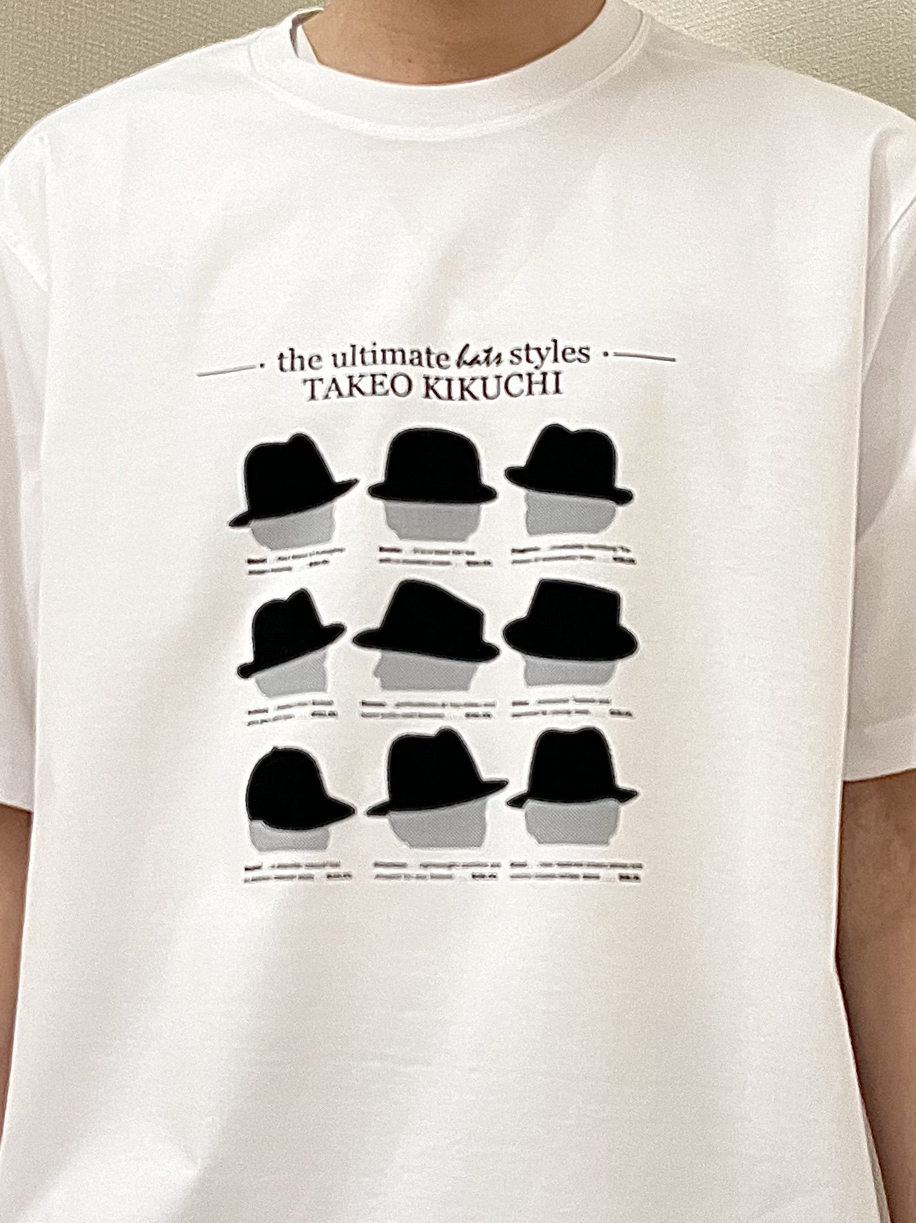 URAさんの「TAKEO KIKUCHI｜【BOWLER HAT LABEL】クールデオドラントジャージ ハットスタイルス 半袖Tシャツ」を使ったコーディネート