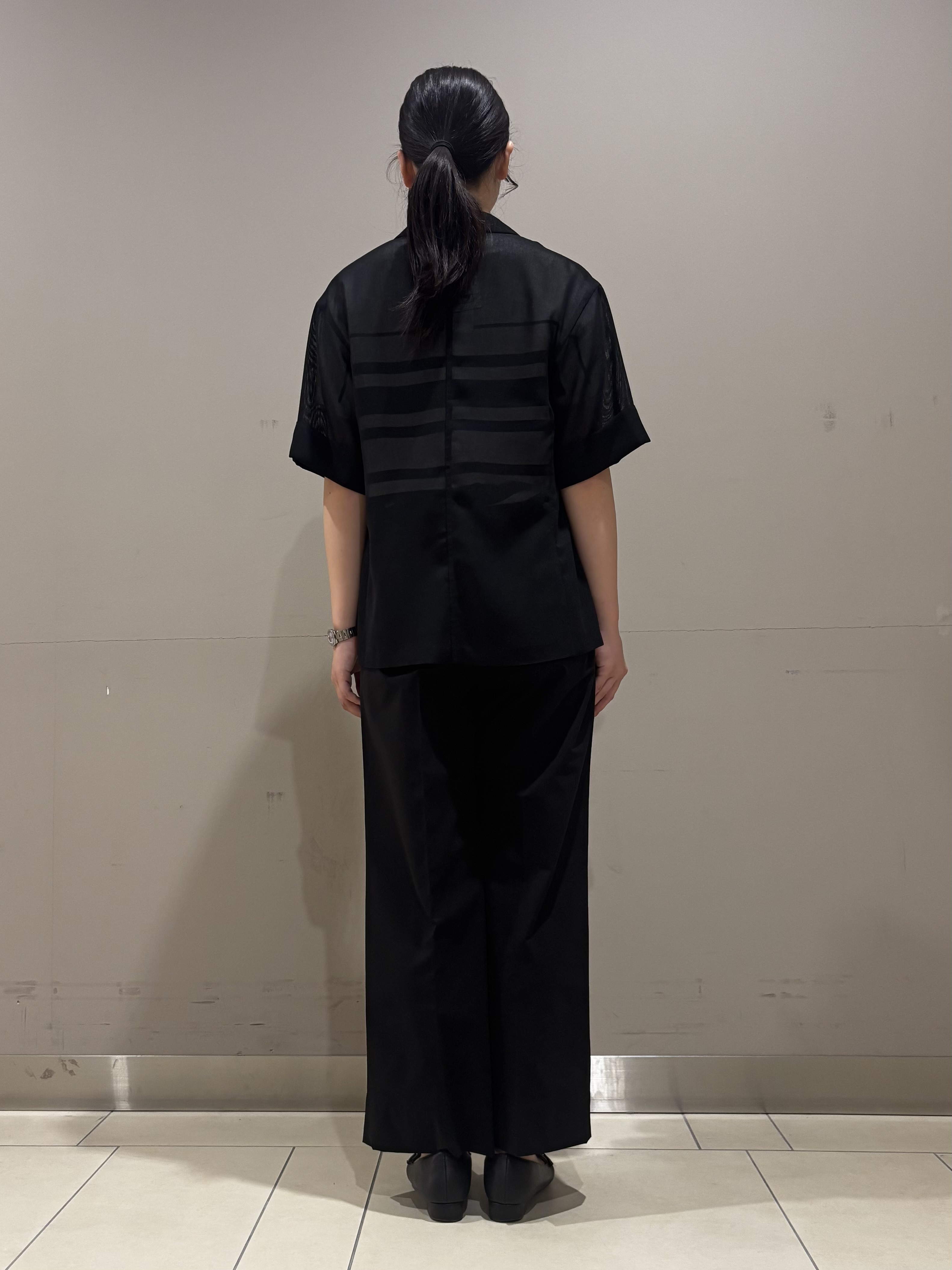 Misakiさんの「INDIVI｜【洗える／メッシュ素材／SETUP可能】半袖シアージャケット」を使ったコーディネート