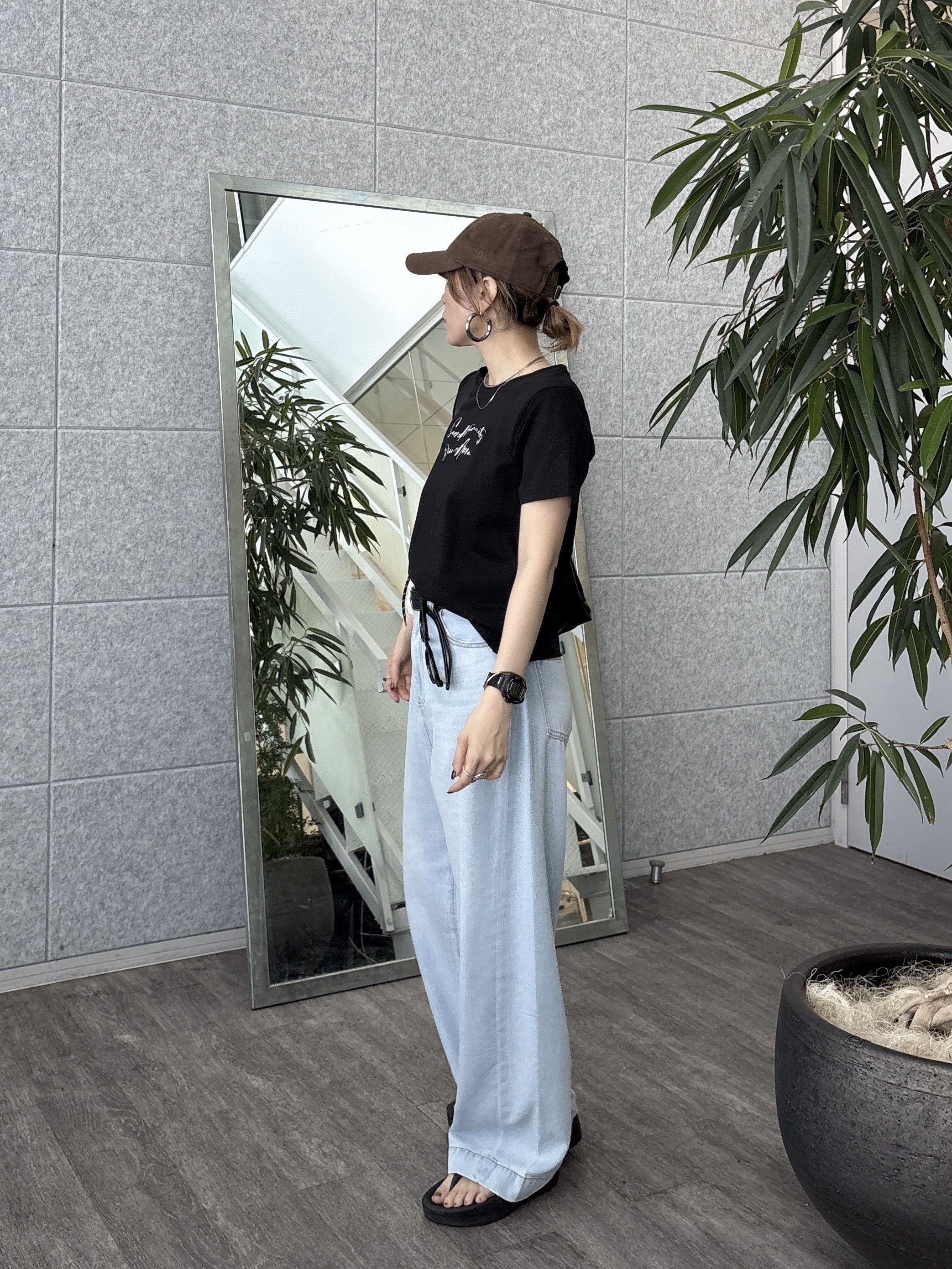 kotakiさんの「INDIVI｜3DプリントロゴTシャツ」を使ったコーディネート