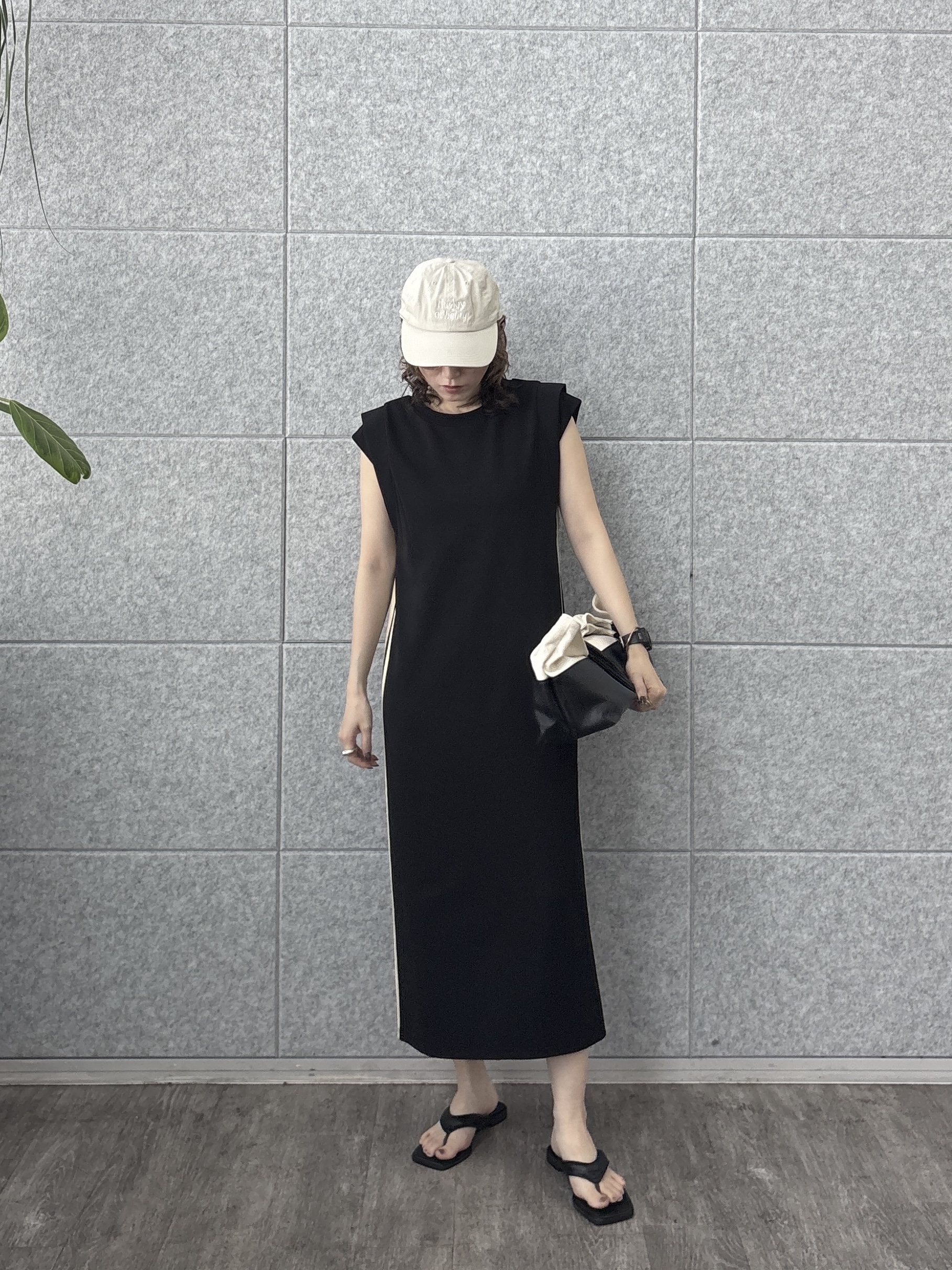 kotakiさんの「INDIVI｜サイドラインジョーゼットワンピース」を使ったコーディネート