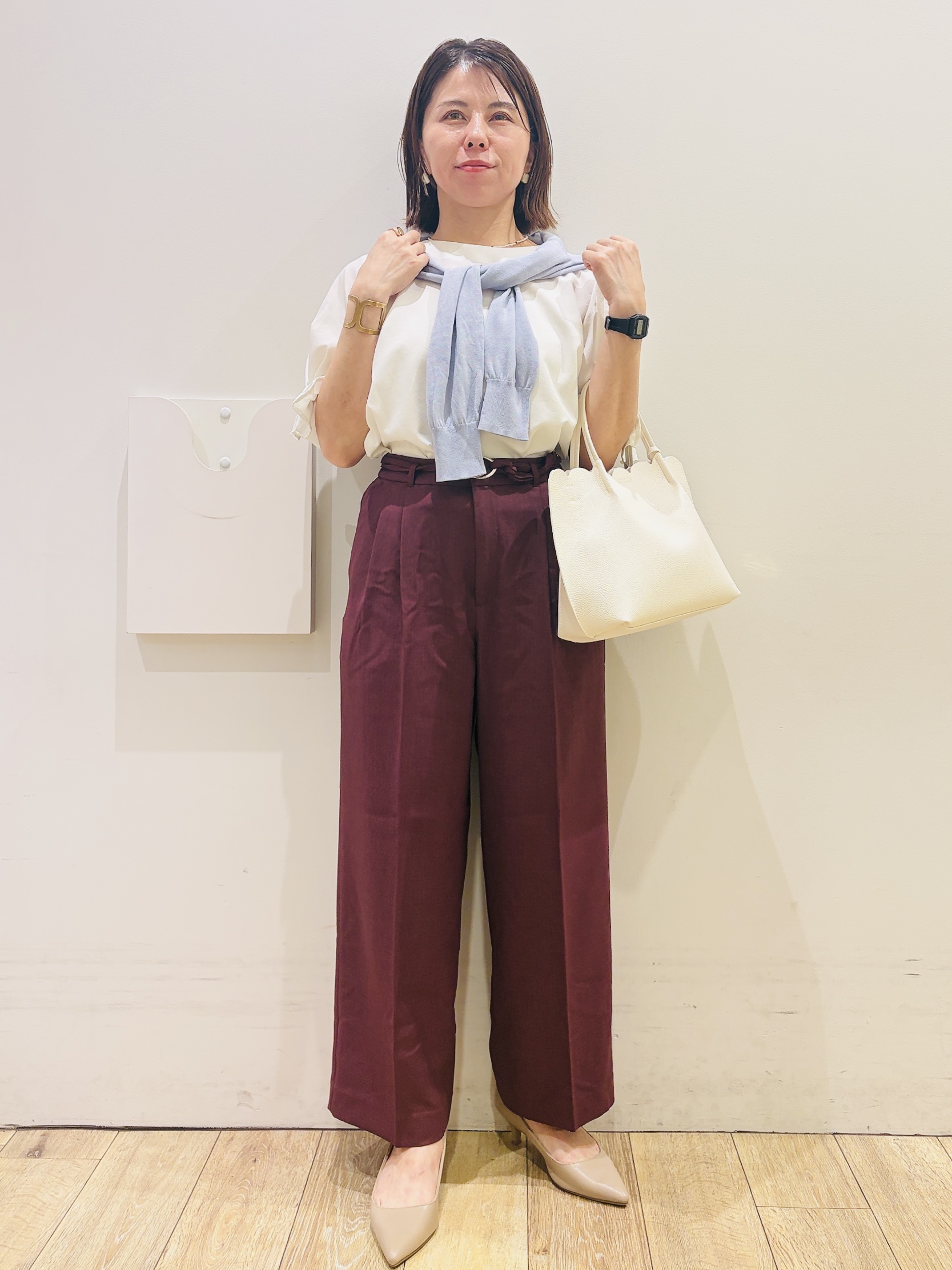 YUKOさんの「index｜【接触冷感】タックパフスリーブブラウス《吸水速乾／防シワ／洗濯機OK／XS～3L／6col》」を使ったコーディネート