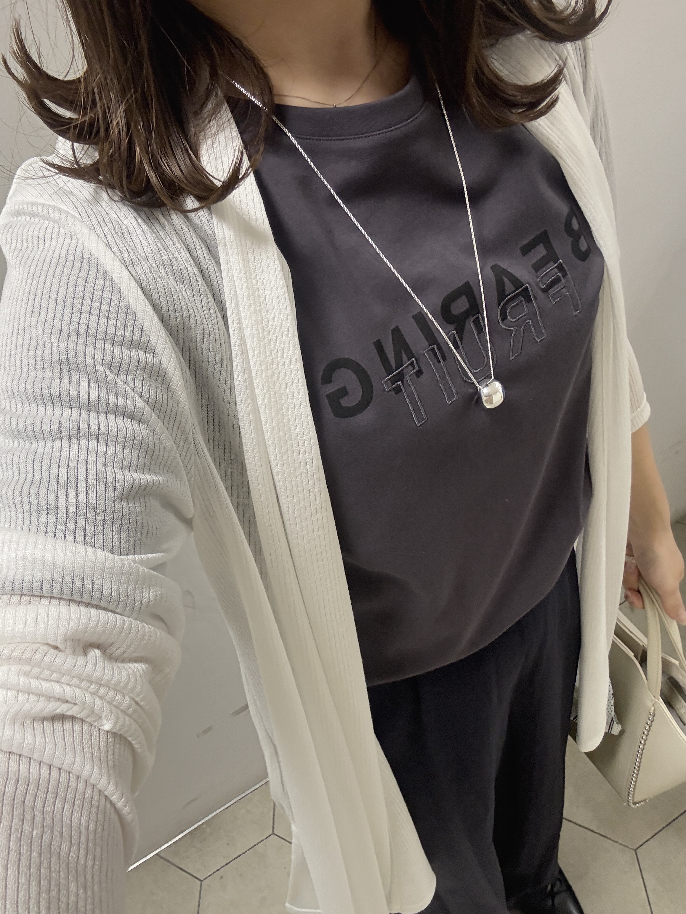 kahoさんの「INDIVI｜【洗える／アンサンブル可能】シアースストライプカーディガン」を使ったコーディネート