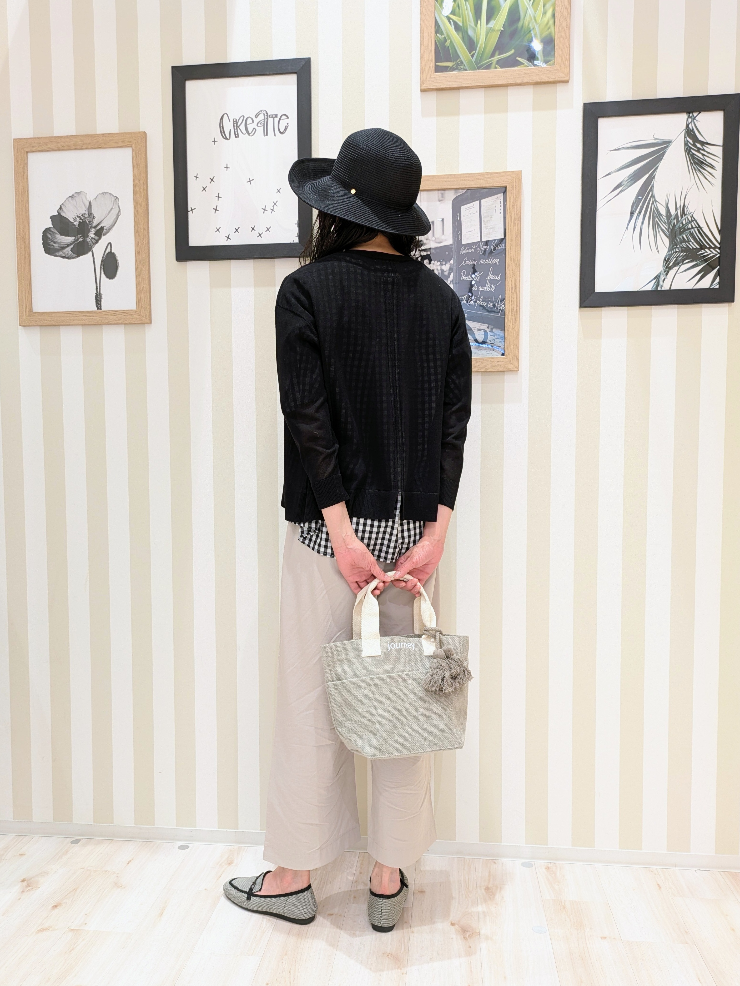 Mikiさんの「SHOO･LA･RUE｜【ひんやり/洗濯機可/S-LL】オンにもオフにも マルチに使えるボタンレスカーディガン」を使ったコーディネート