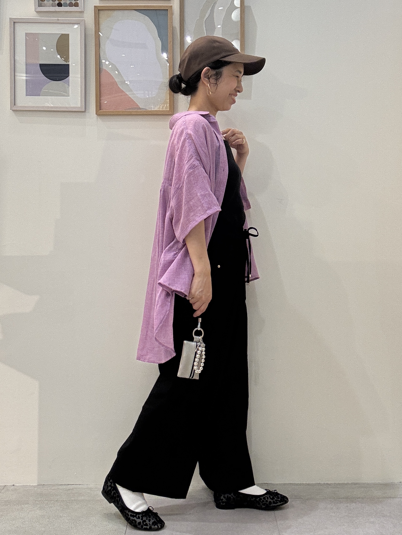 たけぴさんの「SHOO･LA･RUE｜ヒップがすっぽり隠れる やわらか5分袖シアーシャツ」を使ったコーディネート