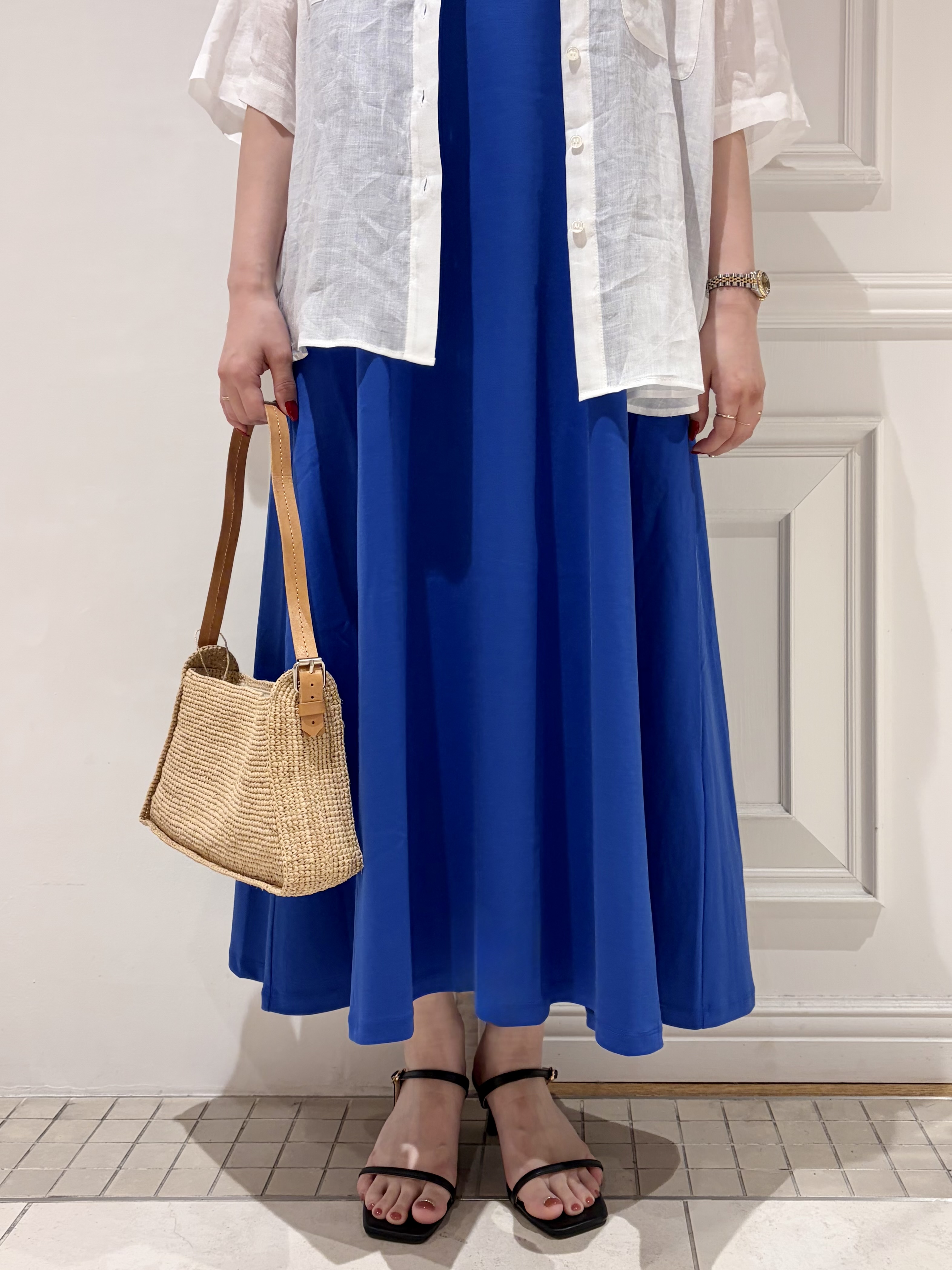 minowaさんの「DRESSTERIOR｜ピュアラミー シャツ」を使ったコーディネート