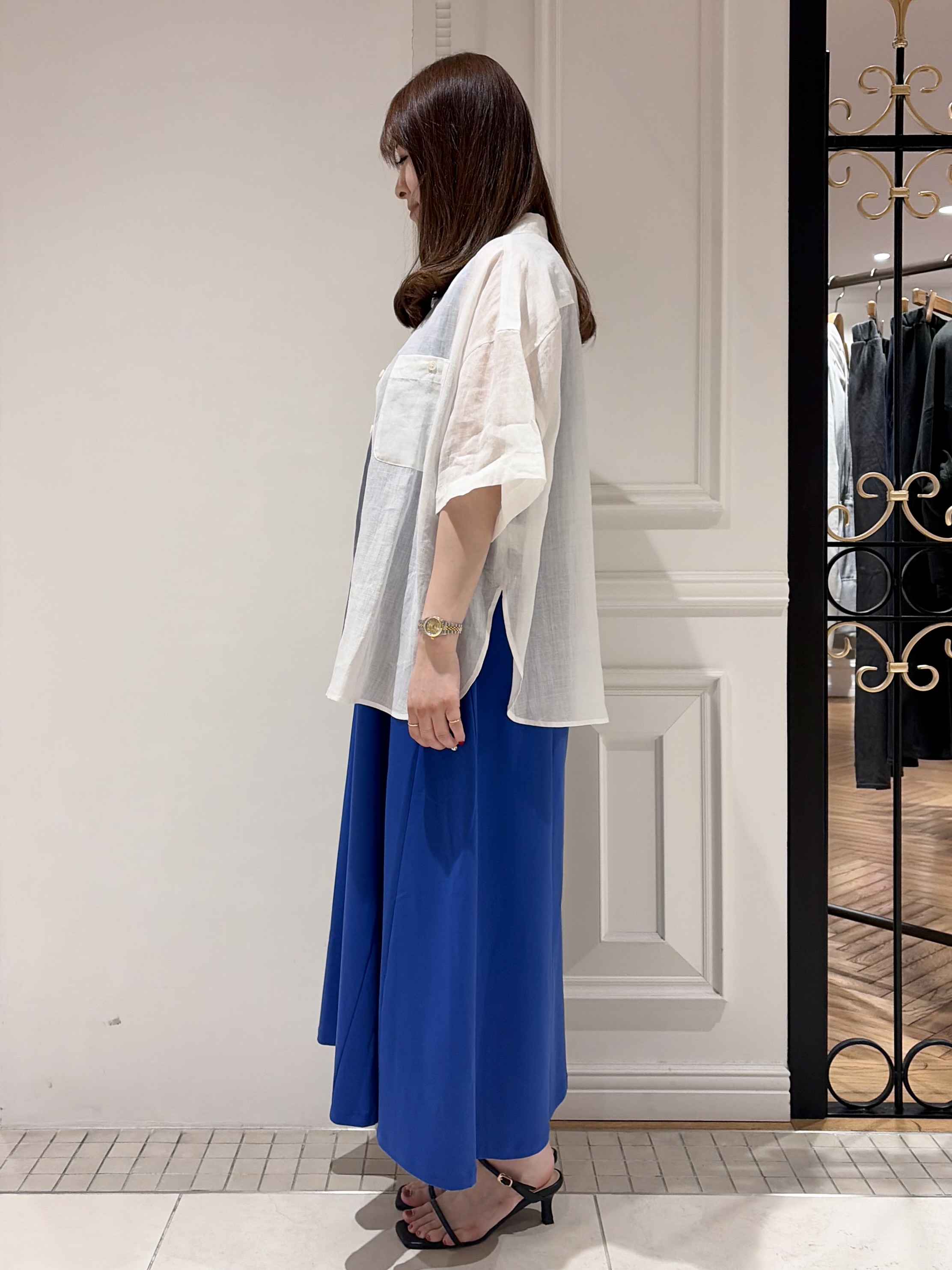 minowaさんの「DRESSTERIOR｜ピュアラミー シャツ」を使ったコーディネート