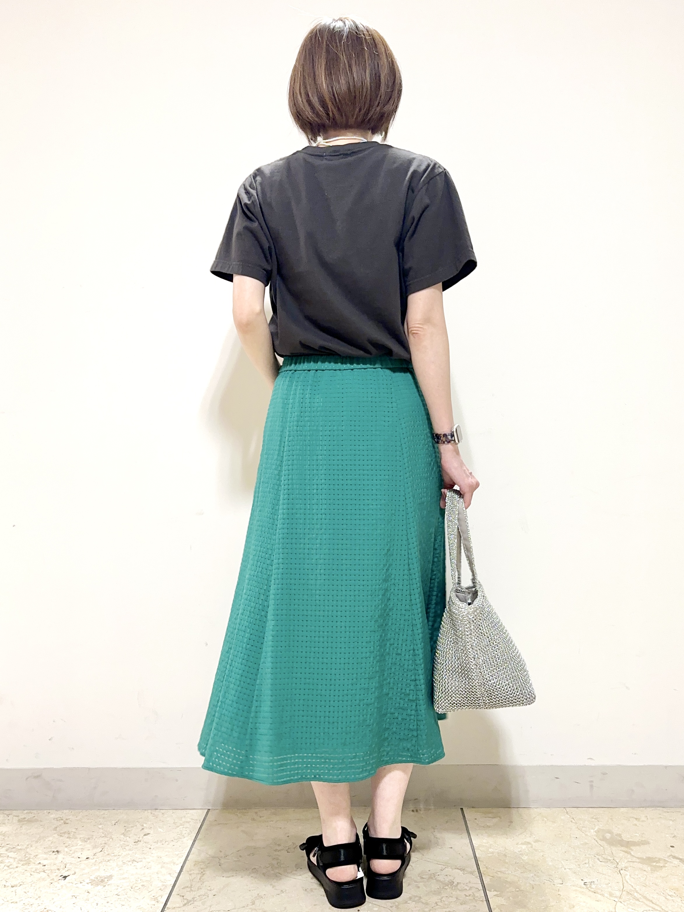イト子さんの「Reflect｜【REGENCY WORKS／Reflect別注カラーあり】ロゴTシャツ」を使ったコーディネート