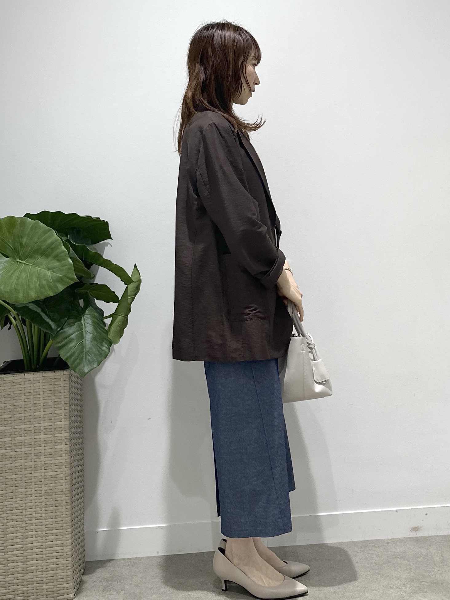Miwaさんの「UNTITLED｜【程よいシアー感/洗える】エアリーバイオジャケット」を使ったコーディネート