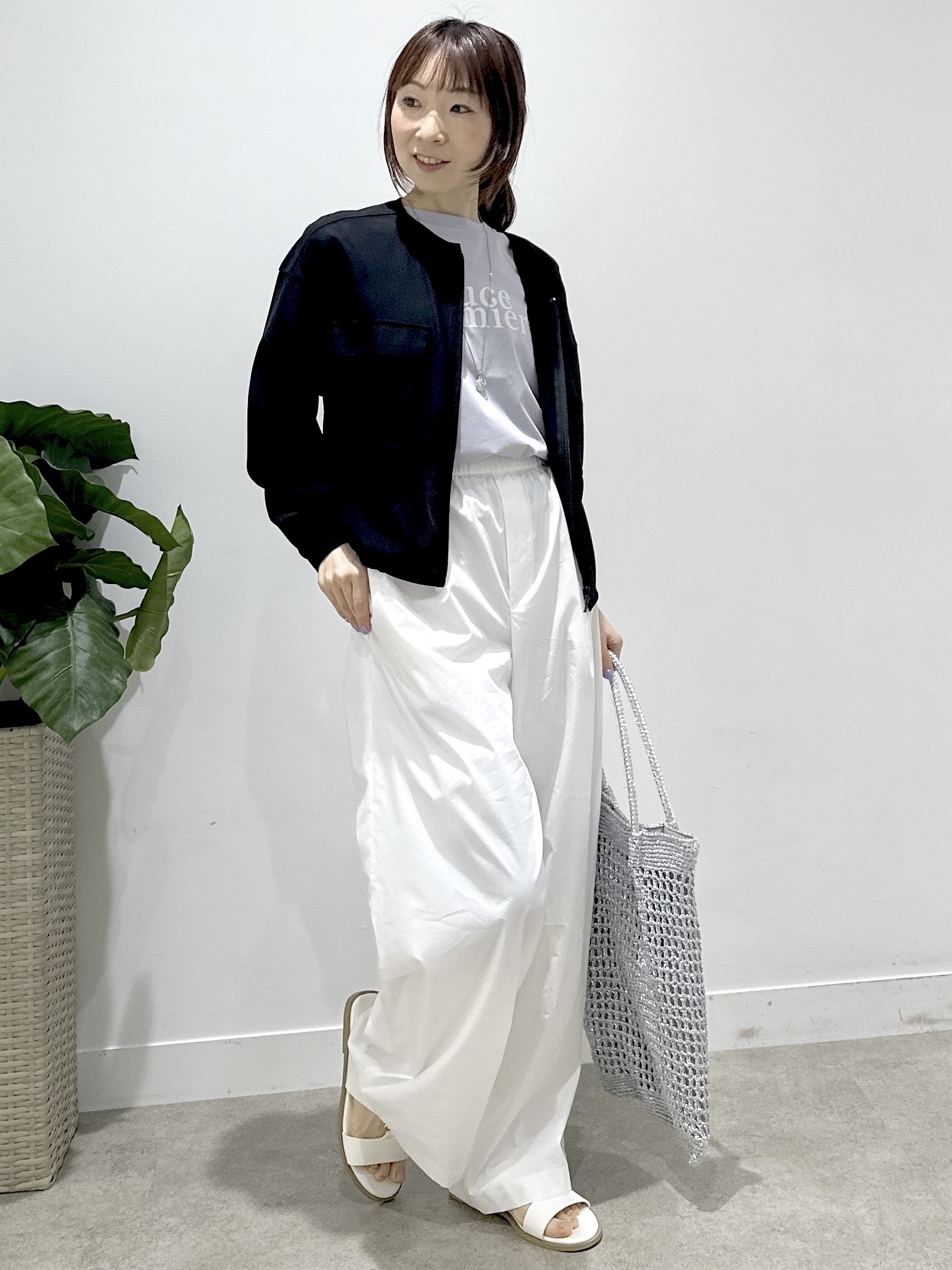 Miwaさんの「UNTITLED｜コットンロゴTシャツ」を使ったコーディネート