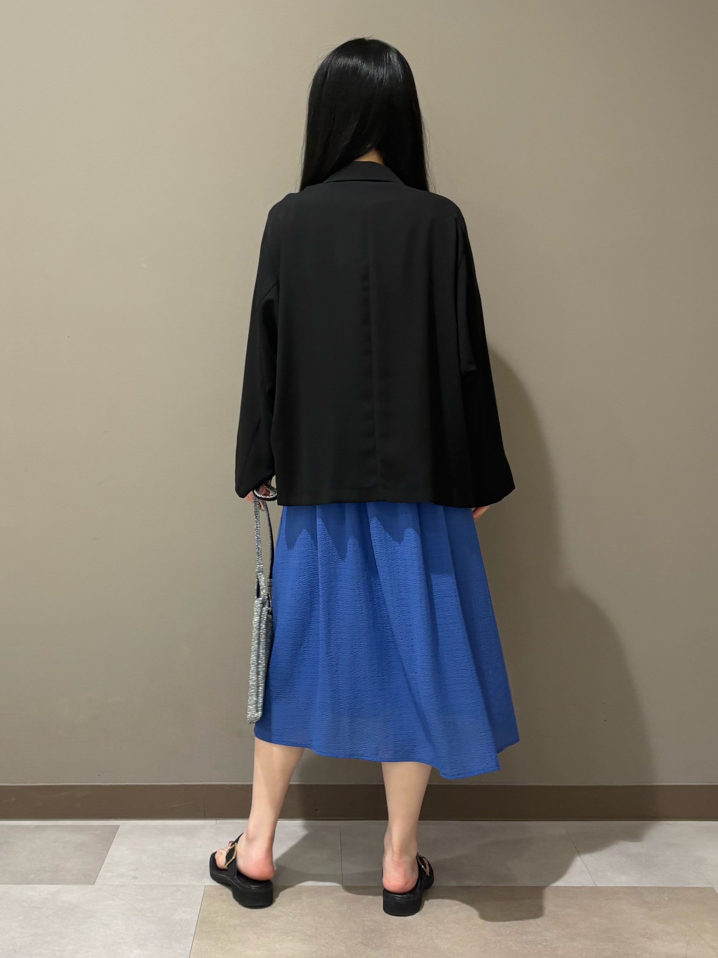 KEIKOさんの「INDIVI｜【さらに軽く軽快！／着る日傘】ドルマンダブルジャケット」を使ったコーディネート