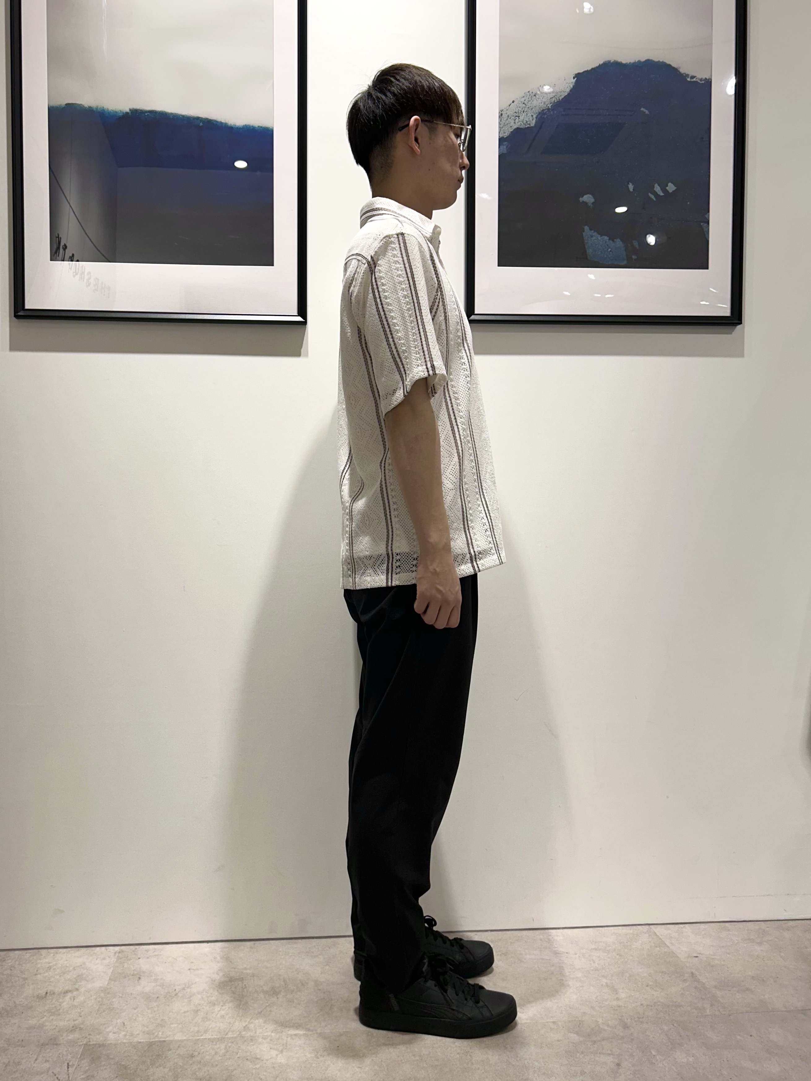 。さんの「THE SHOP TK｜【2点セット】クラフトレース 半袖シャツ＋半袖Tシャツ」を使ったコーディネート
