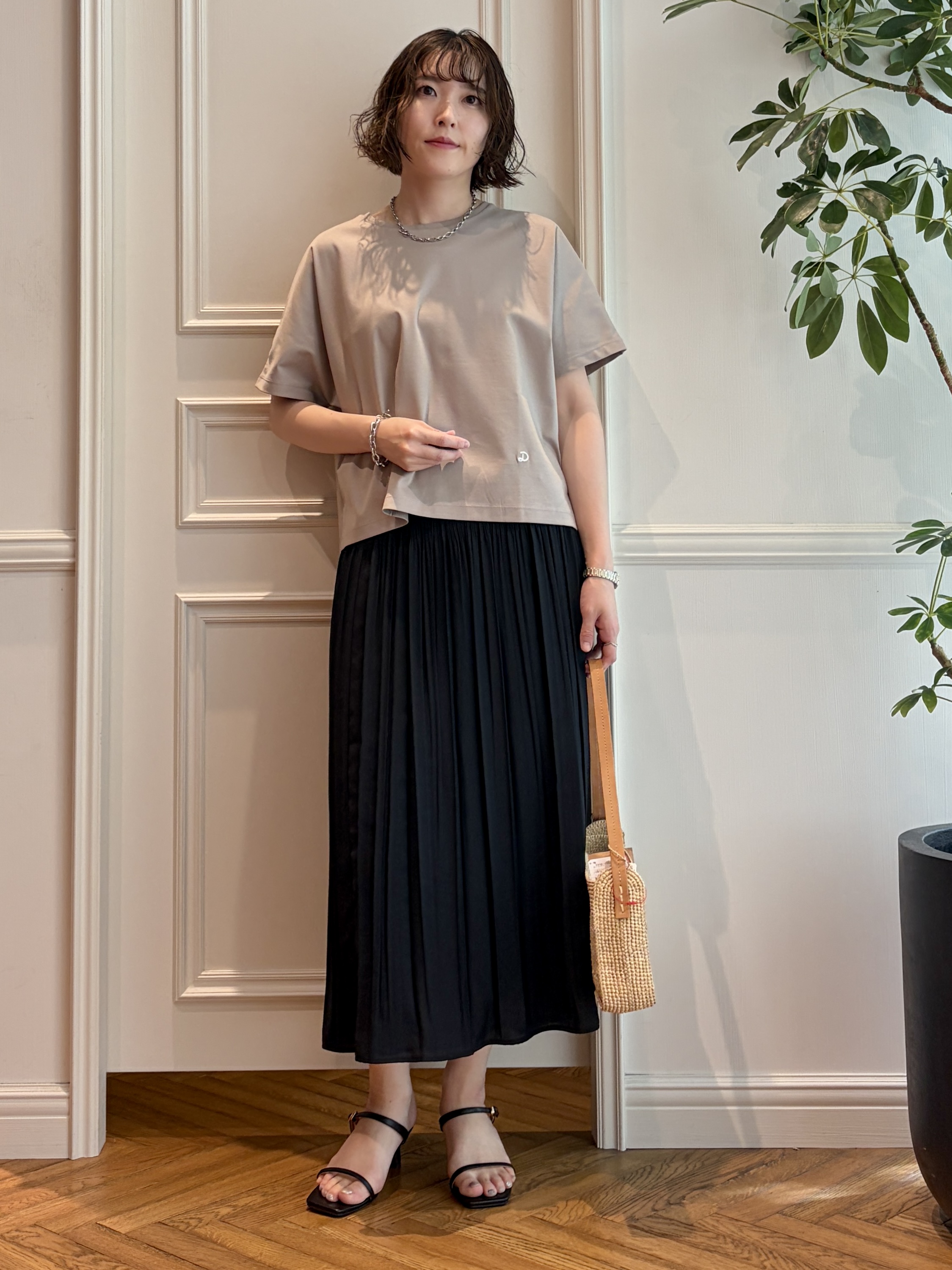 nakaoさんの「DRESSTERIOR｜【otonaMUSE5月号掲載】スキニーベルトサンダル」を使ったコーディネート