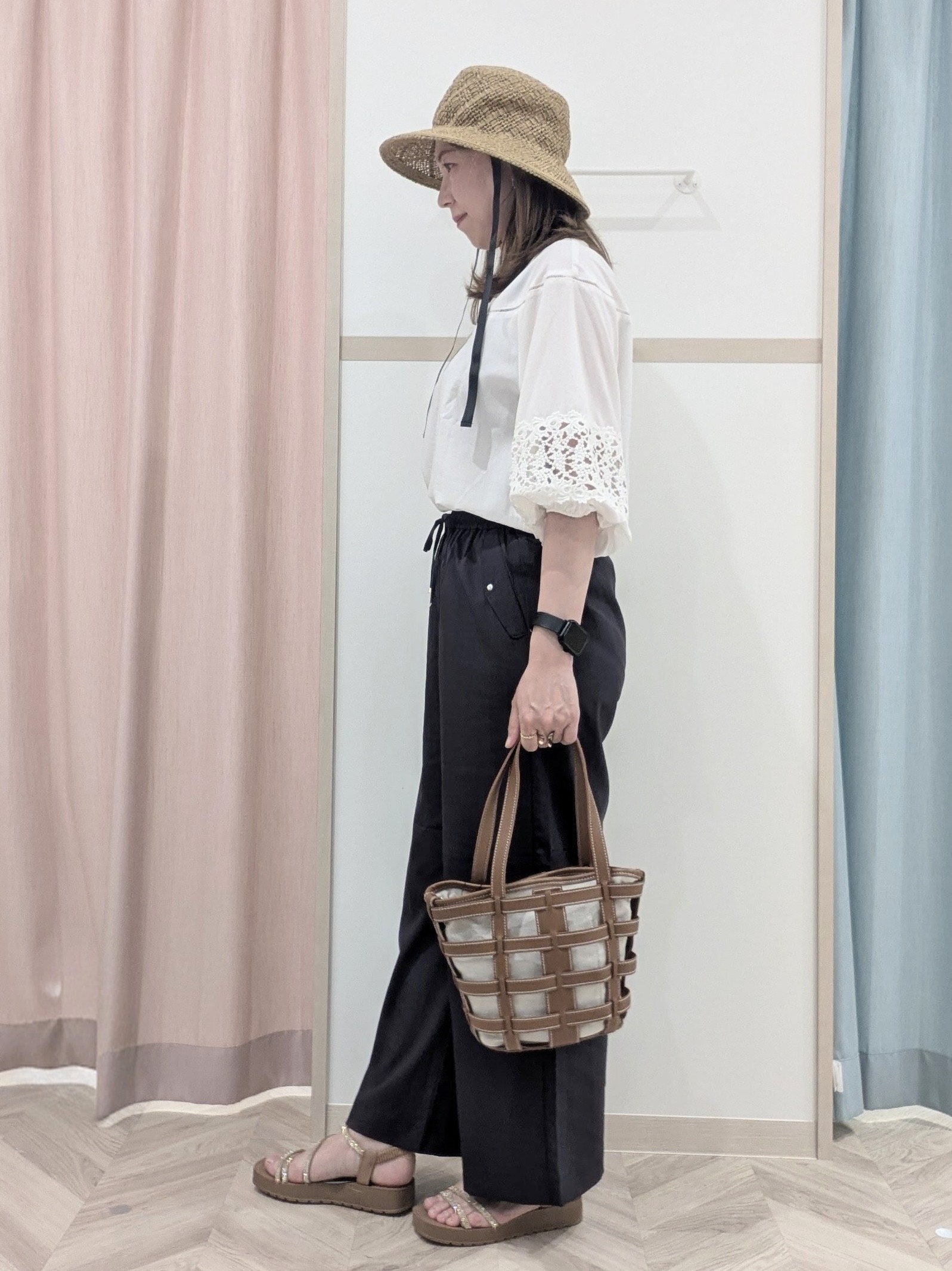 miyuさんの「SHOO･LA･RUE｜【洗濯機可/7分袖】インせず着られる 透かし編み柄が上品な レース切替シャツ」を使ったコーディネート